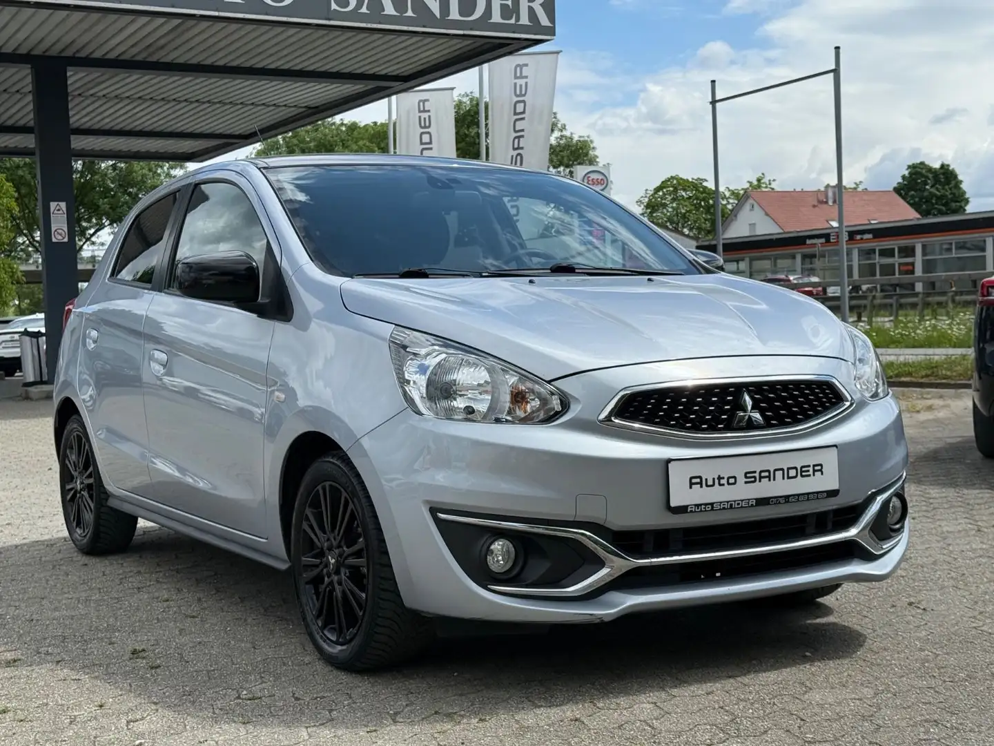 Mitsubishi Space Star Top AUTOMATIK NAVI DAB Plateado - 1