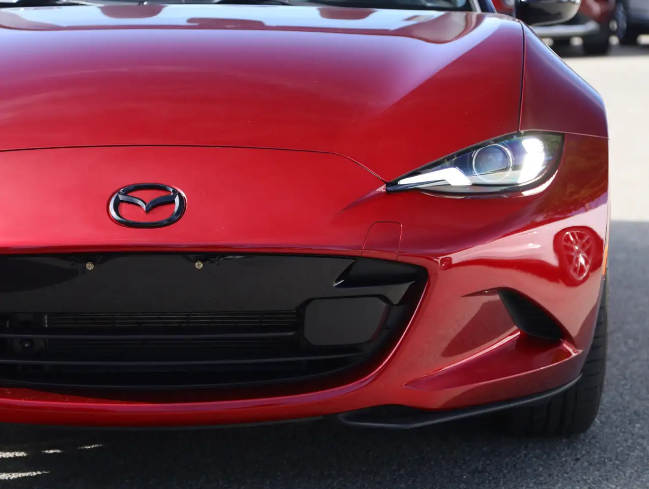 Mazda MX-5 Miata снимка Mazda MX-5 Miata