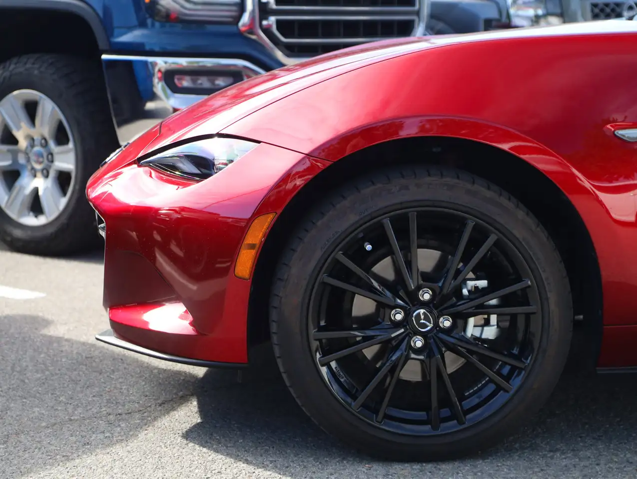 Mazda MX-5 Miata снимка Mazda MX-5 Miata