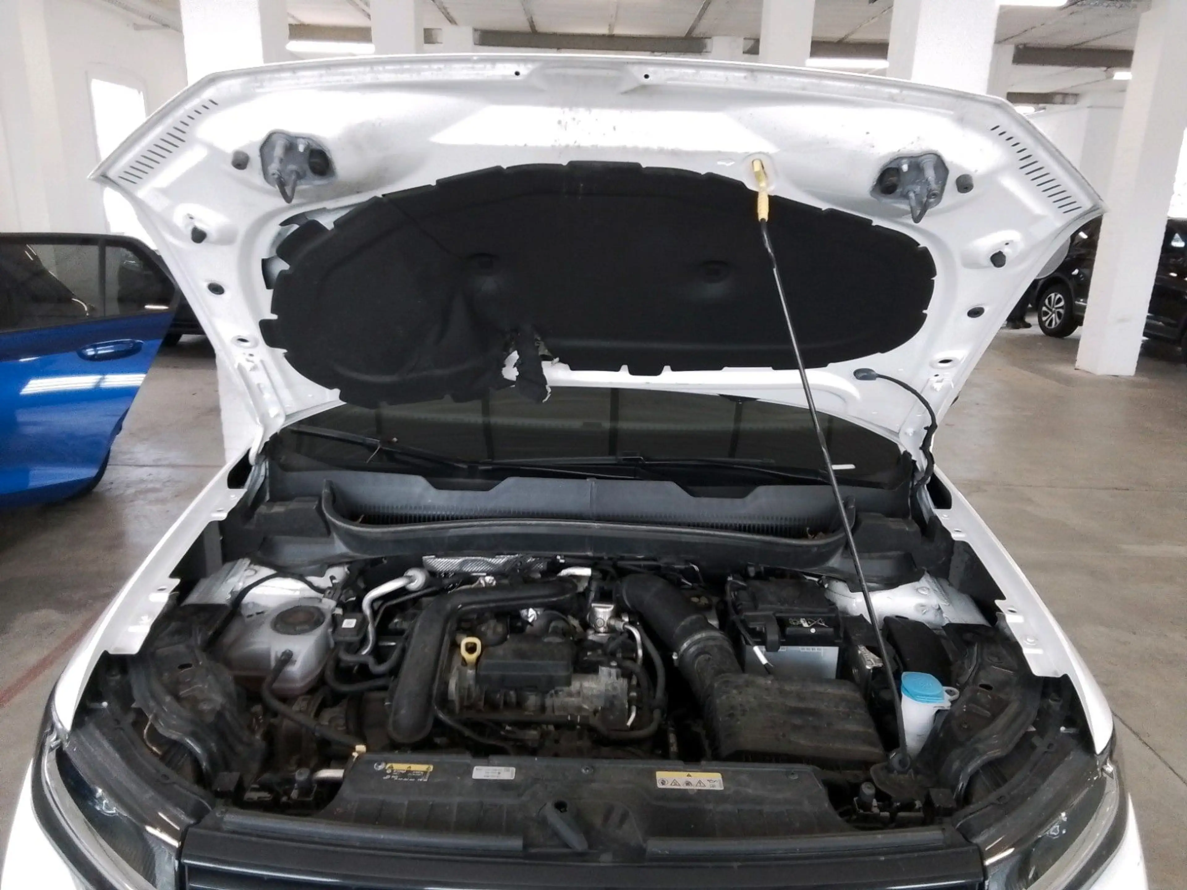Volkswagen T-Cross 1.0 TSI DSG VIRTUELL*IQ-Light*NAVI*ACC* — photo 5