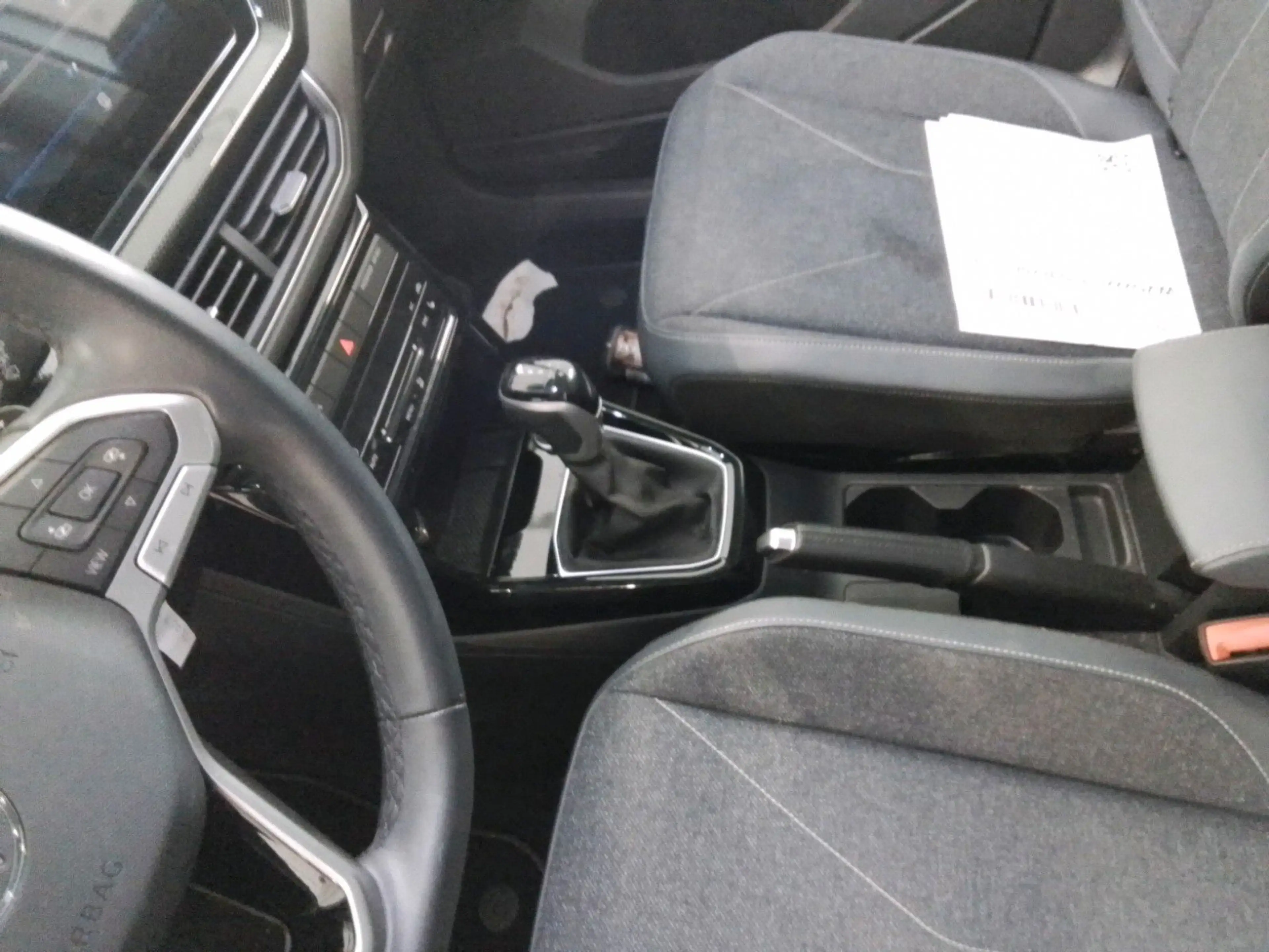Volkswagen T-Cross 1.0 TSI DSG VIRTUELL*IQ-Light*NAVI*ACC* — photo 8