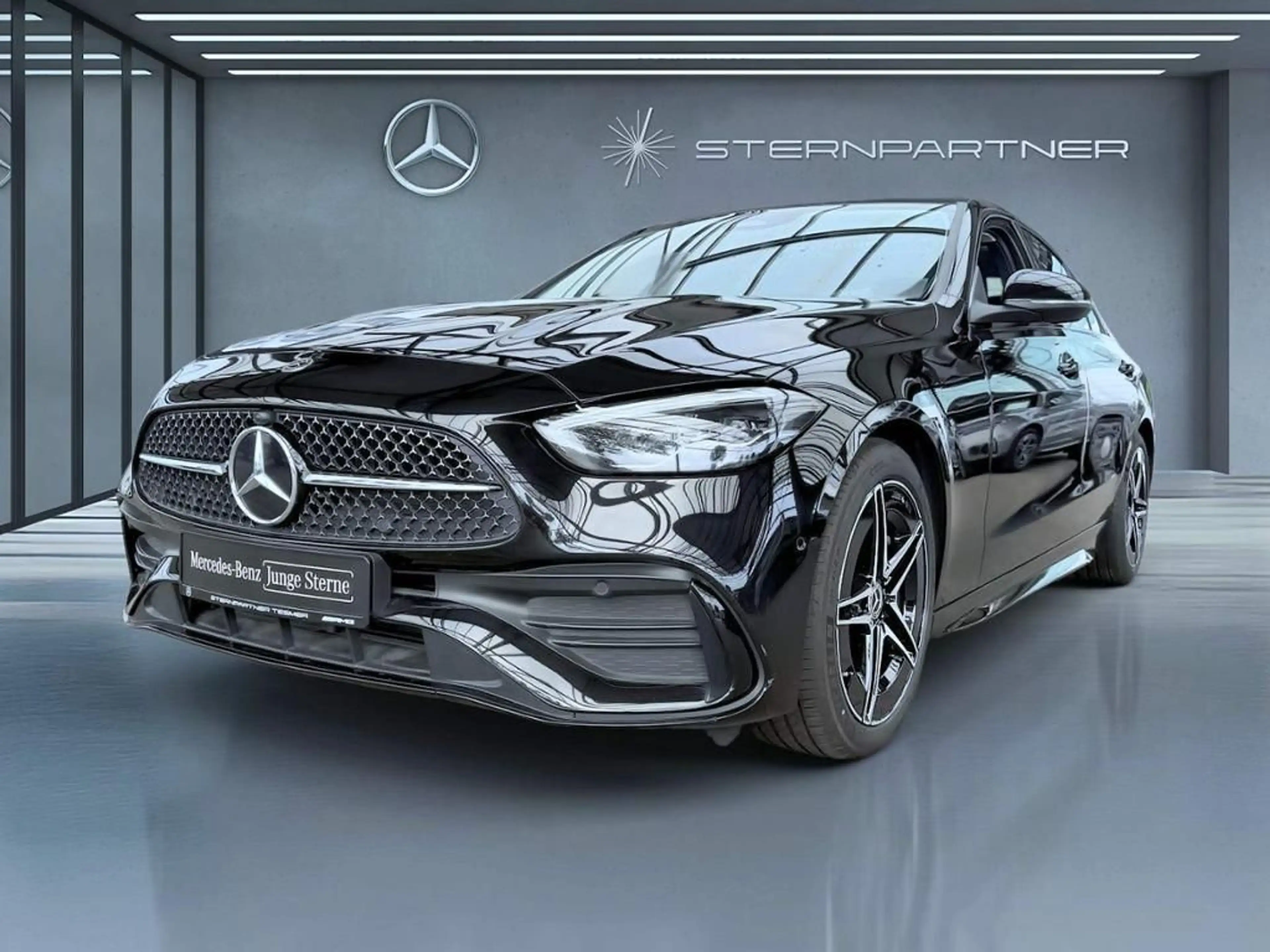 Mercedes-Benz C 180 AMG, Night, Pano-Dach, Totwinkel, AHK, LED