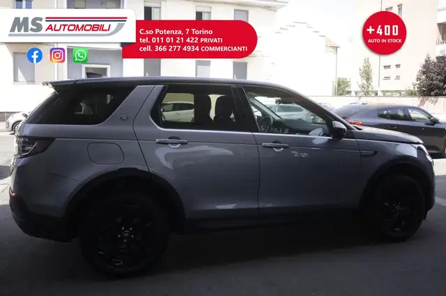 Land Rover Discovery Sport view 13