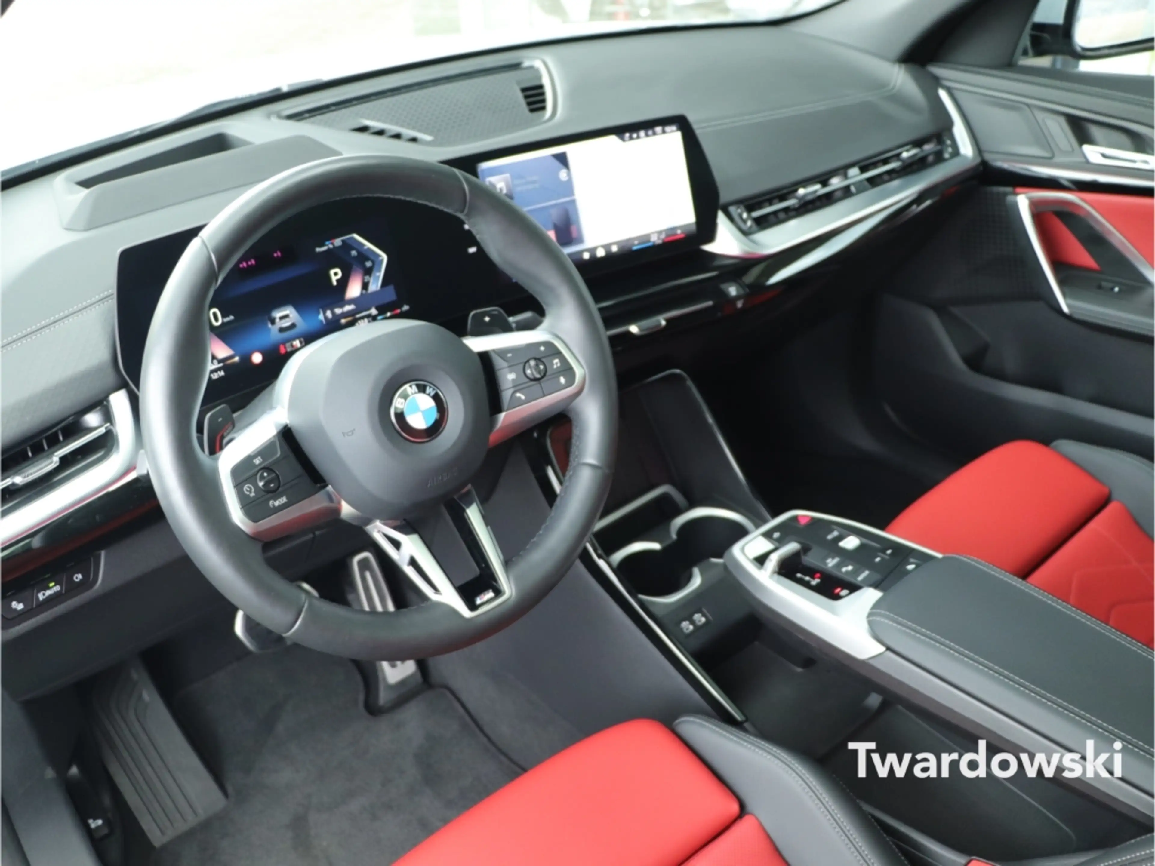 BMW X2 20d xDrive M Sport Leder Inno Pano HUD AHK — photo 8