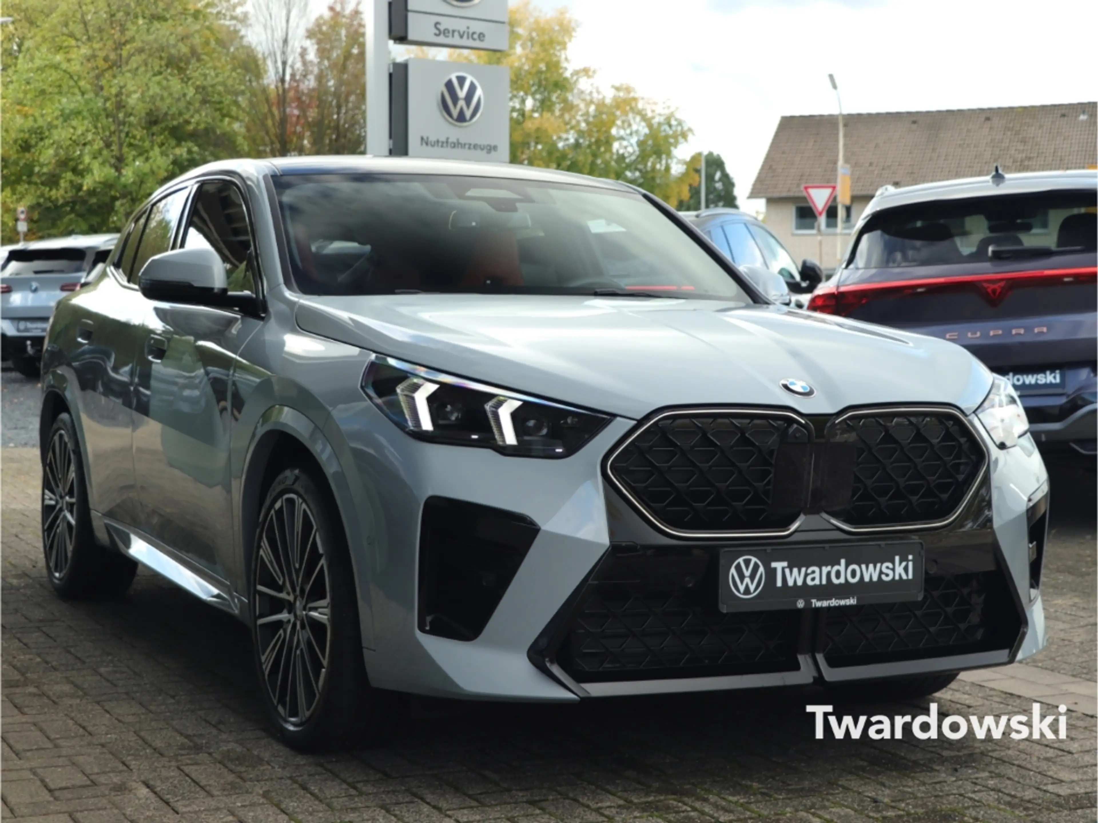 BMW X2 20d xDrive M Sport Leder Inno Pano HUD AHK