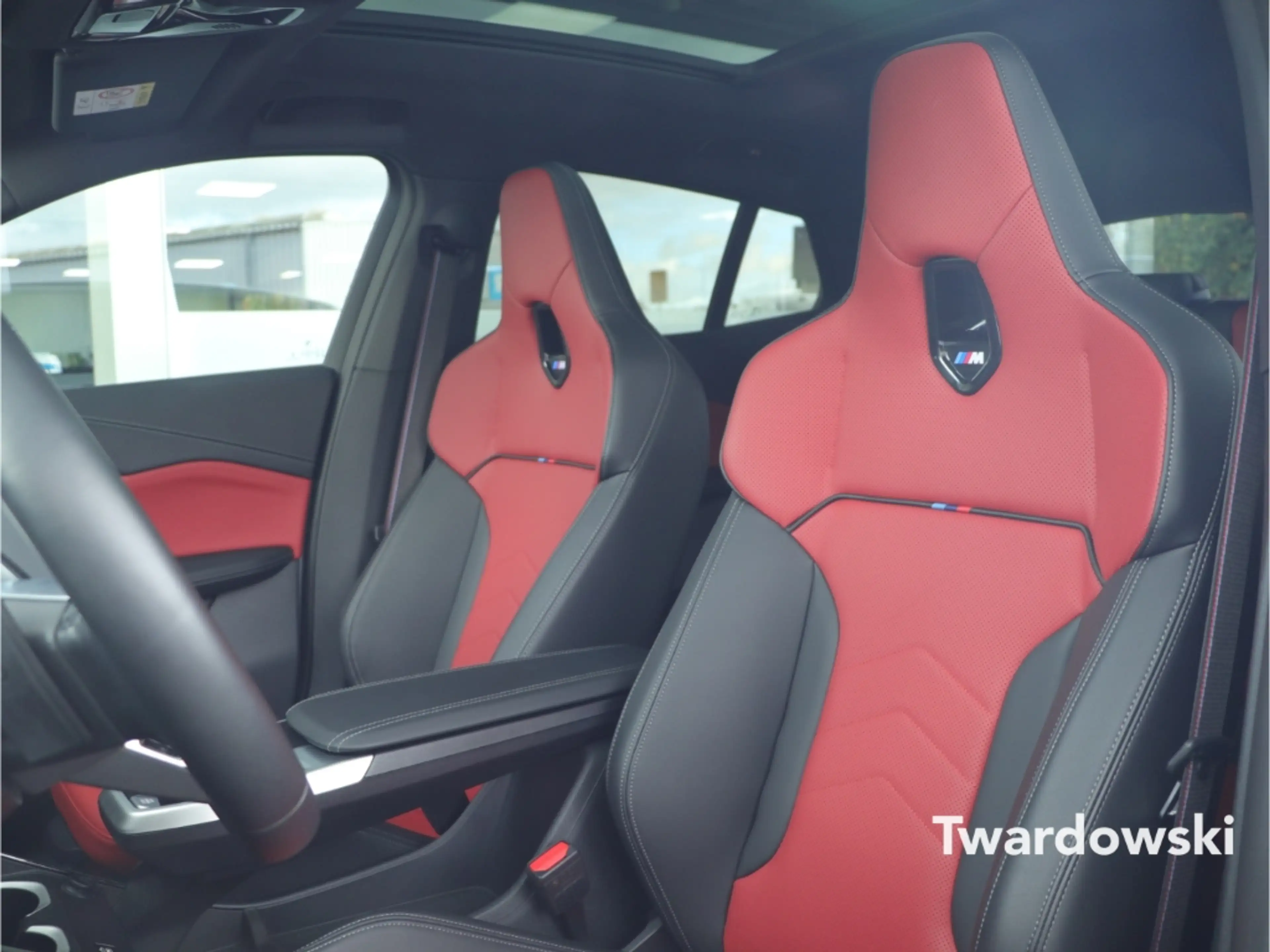 BMW X2 20d xDrive M Sport Leder Inno Pano HUD AHK — photo 9