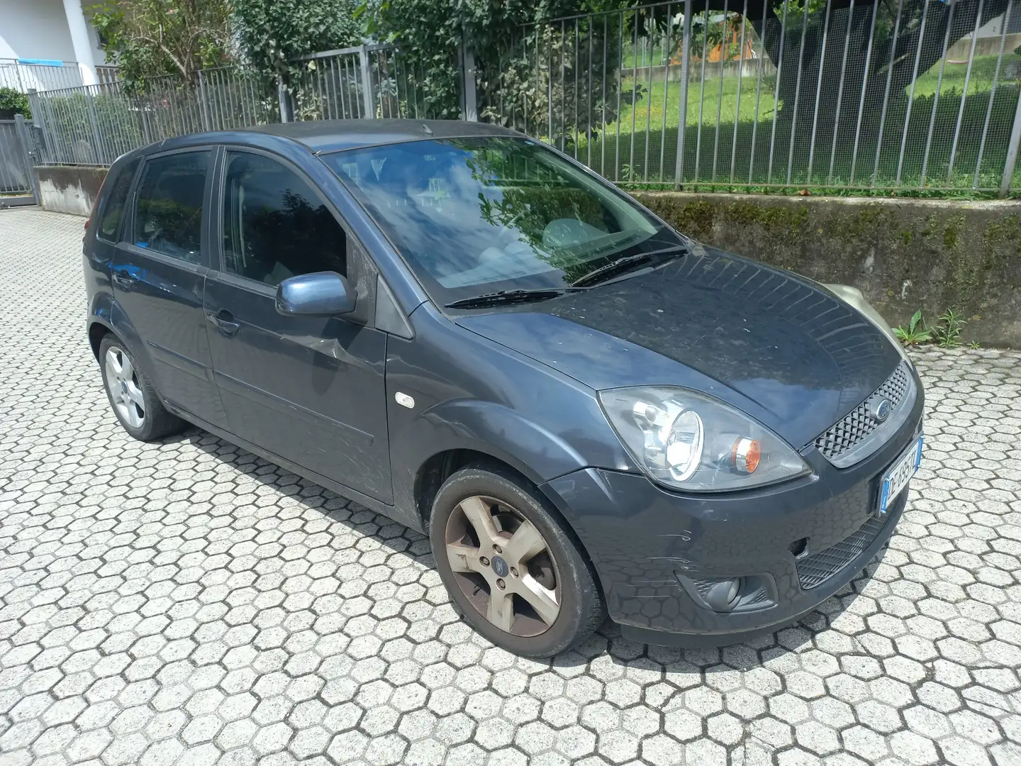 Ford Fiesta 5p 1.4 tdci Titanium - leggere descrizione - 1
