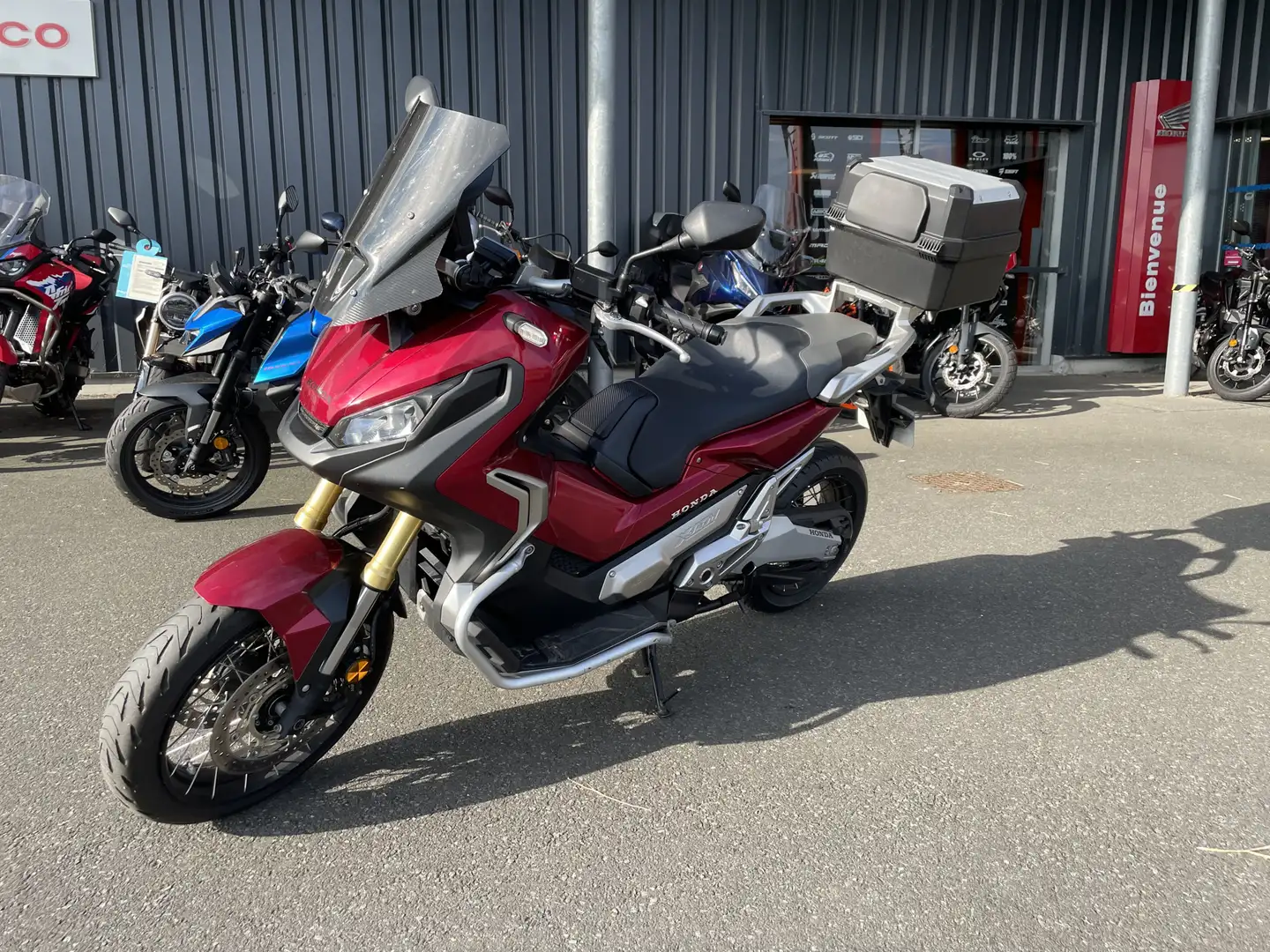 Honda X-ADV Rouge - 1