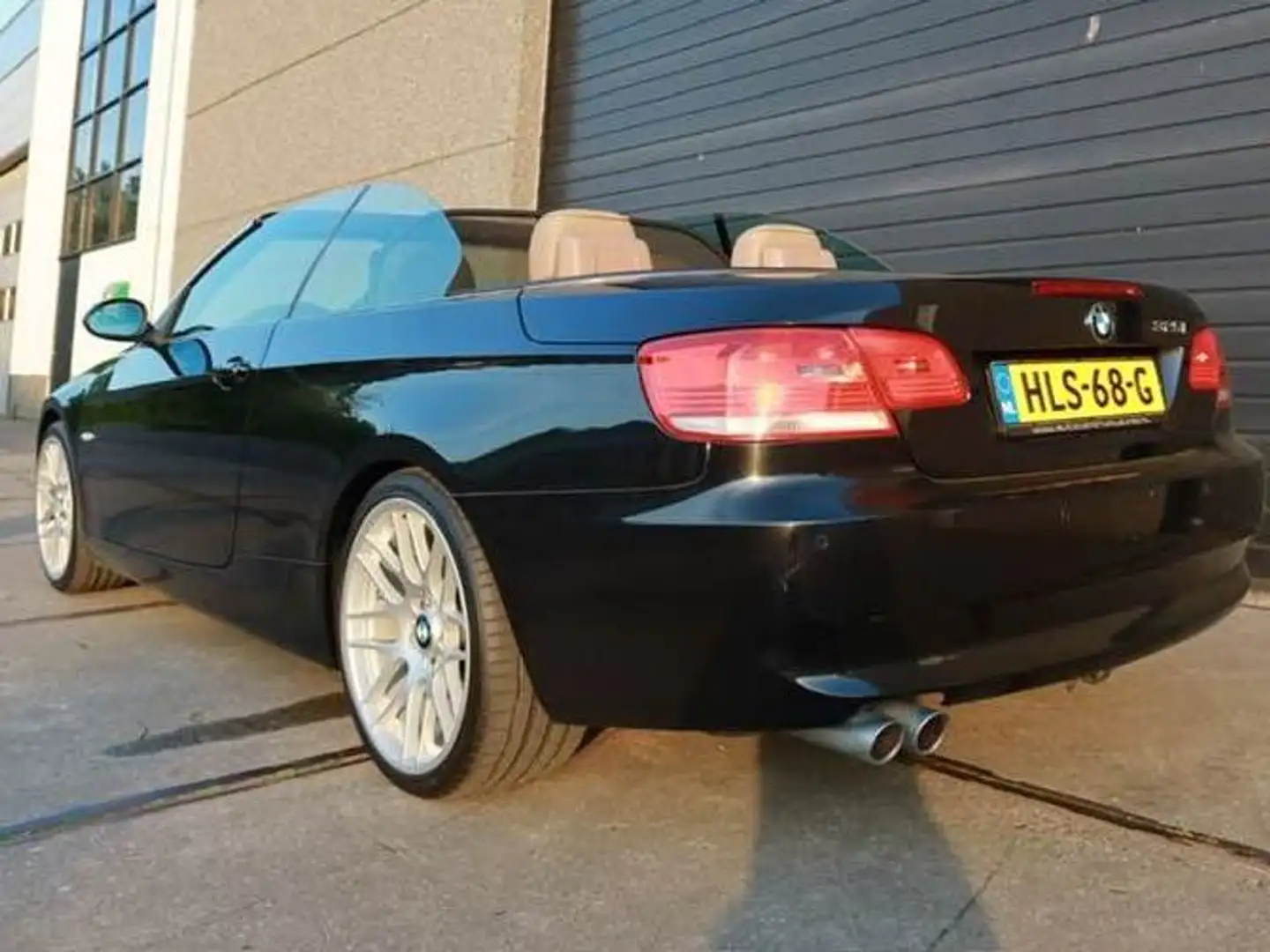 BMW 325 325i Zwart - 2