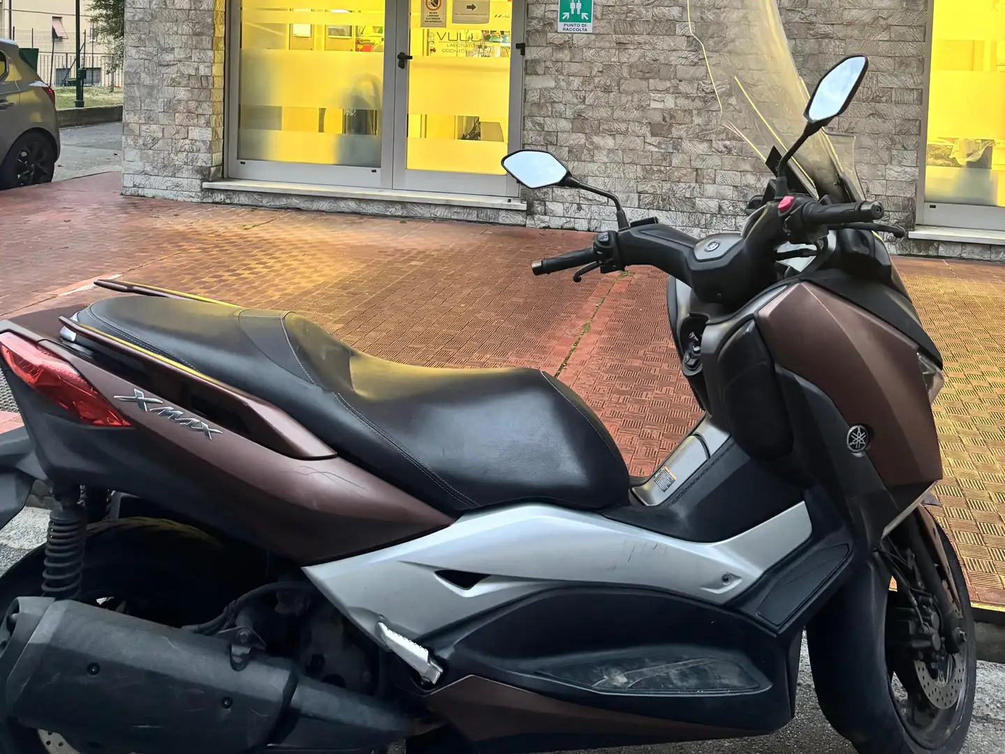 Yamaha X-Max 300 xmax - 2