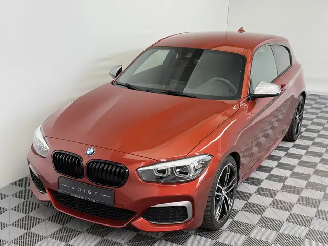BMW 1 Series view 2