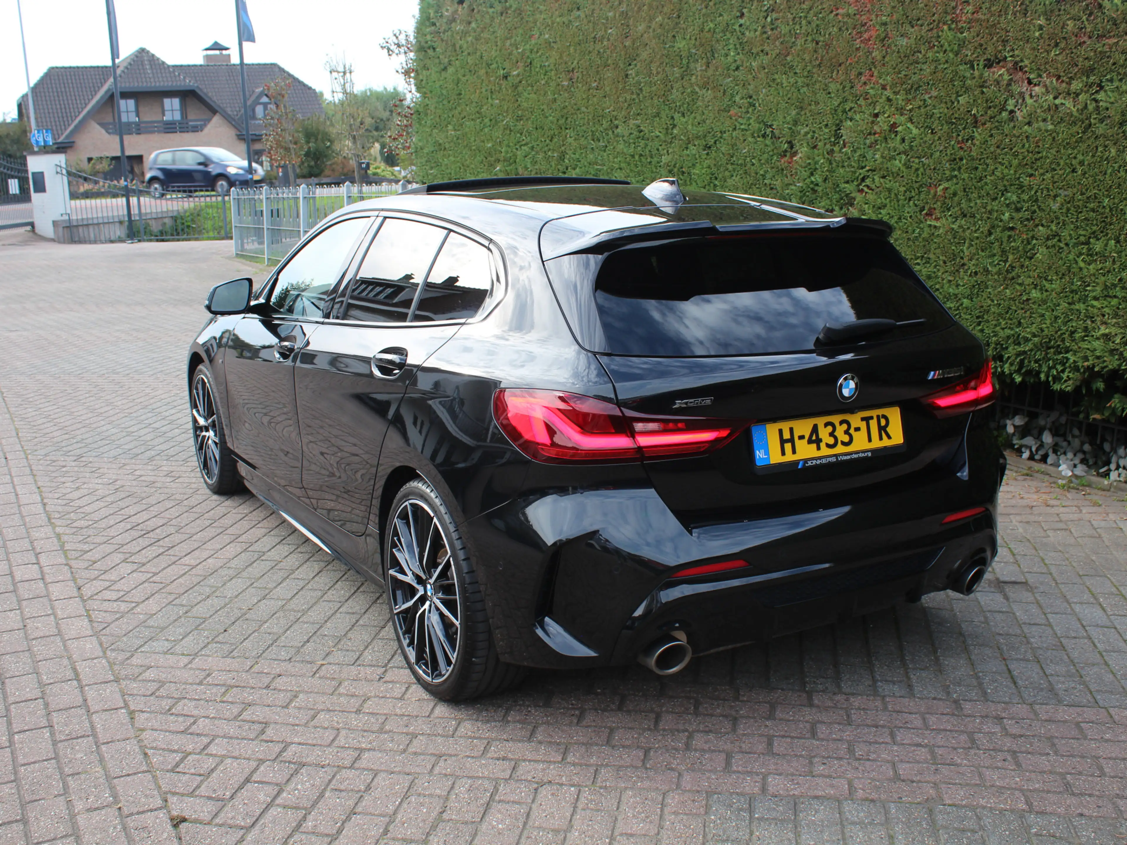 BMW 135 1-serie M135i xDrive High Executive | Full options — photo 4