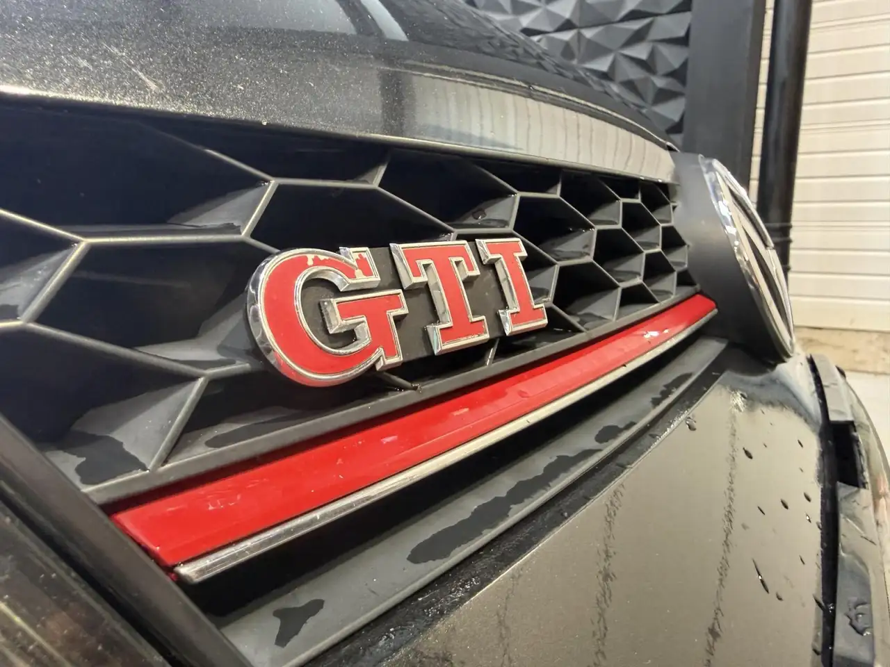 Volkswagen Golf GTI — photo 44