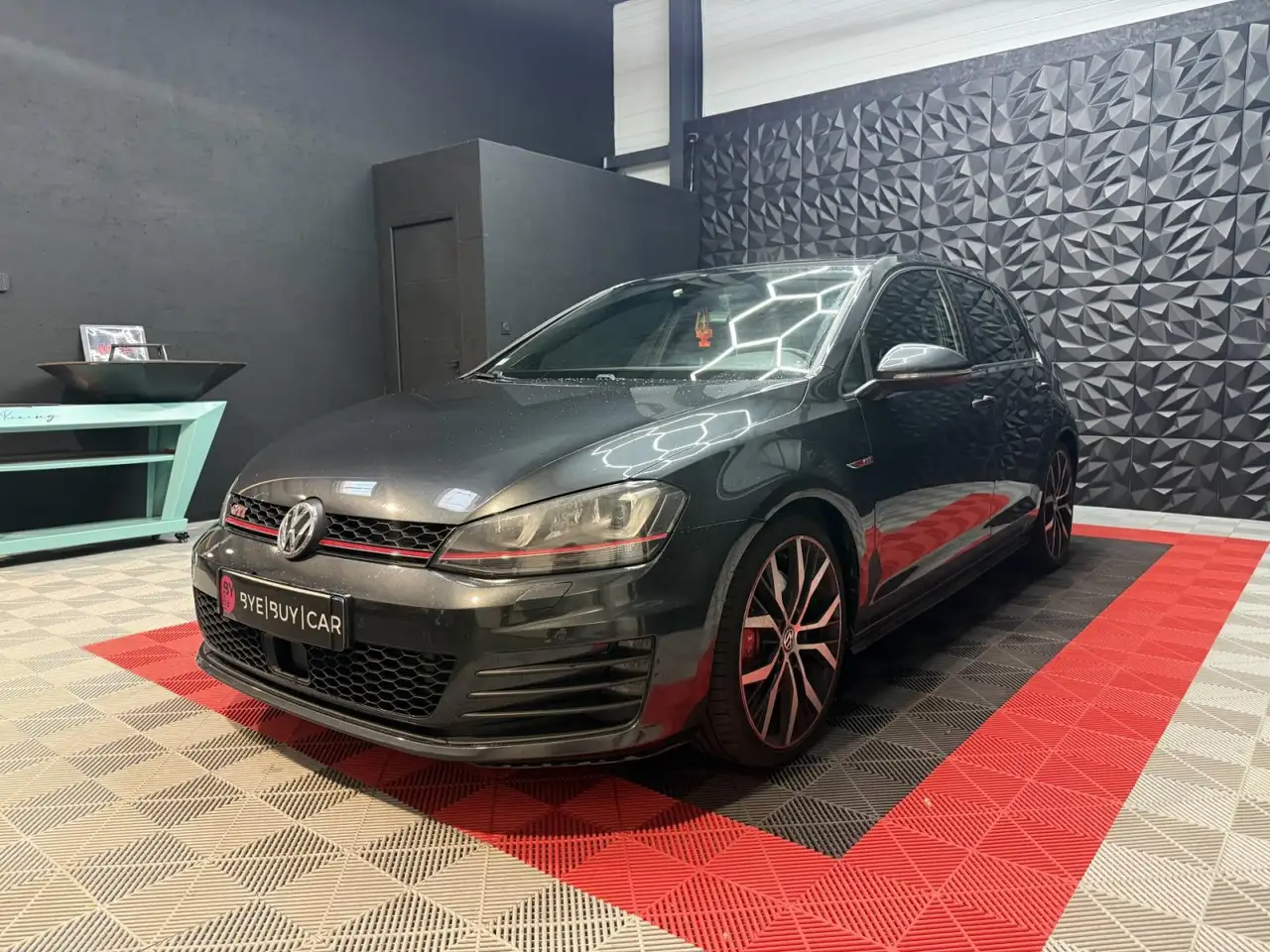 Volkswagen Golf GTI