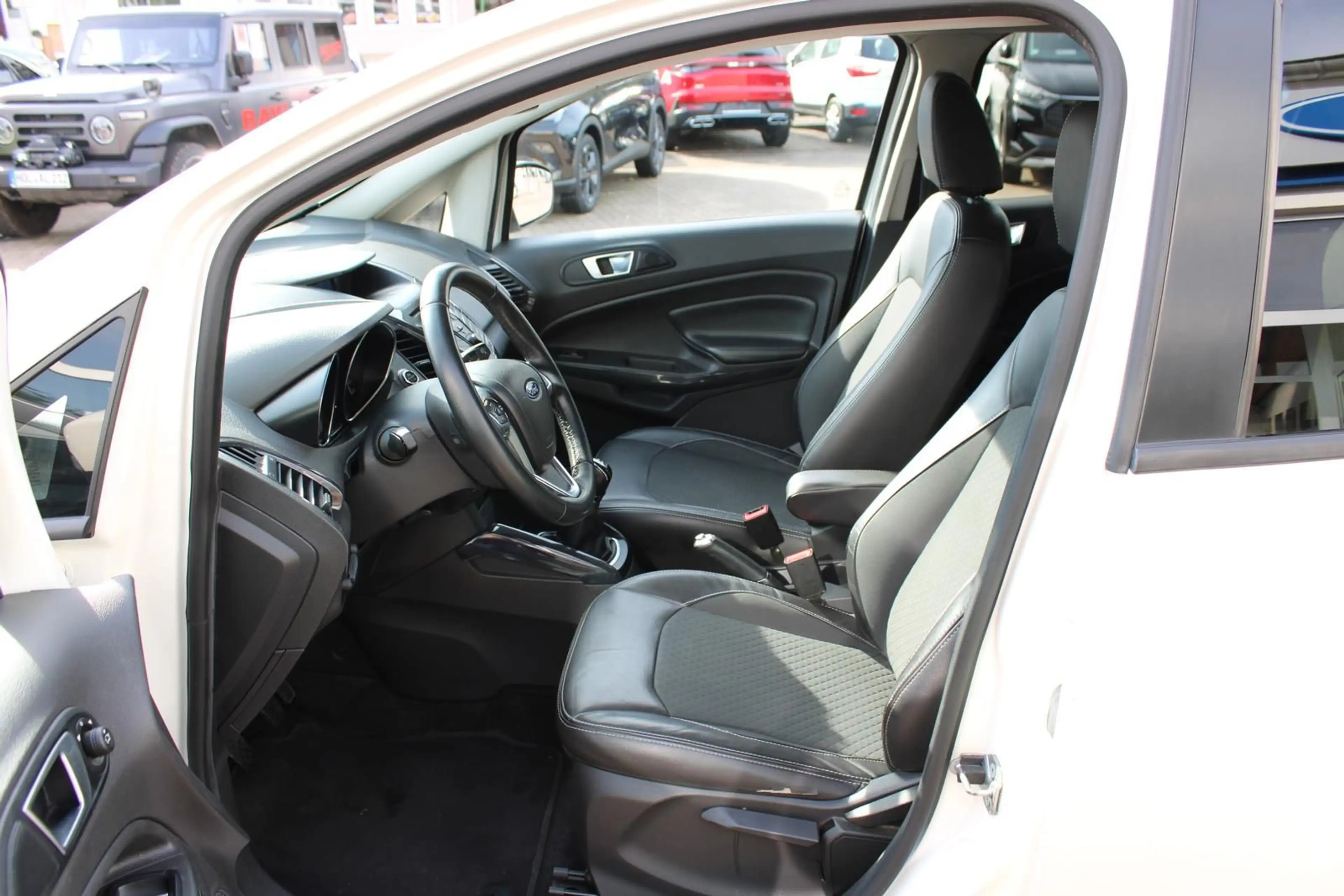 Ford EcoSport Ecosport Titanium 1.0 Sitzheizung Zahnriemen NEU — photo 10