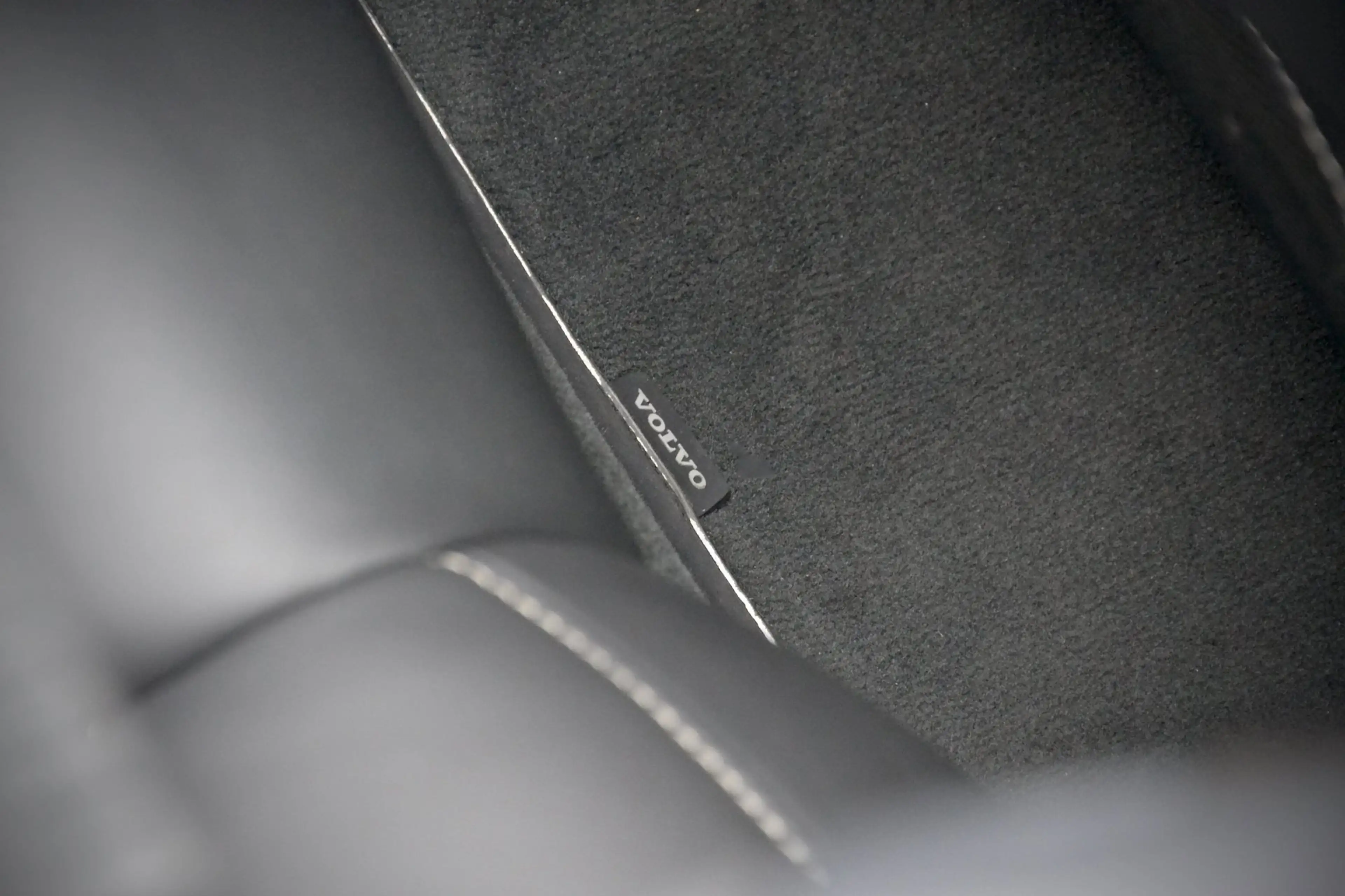 Volvo C70 Convertible 2.5 T5 Tourer / NL Auto / Nappa / Elek — photo 33