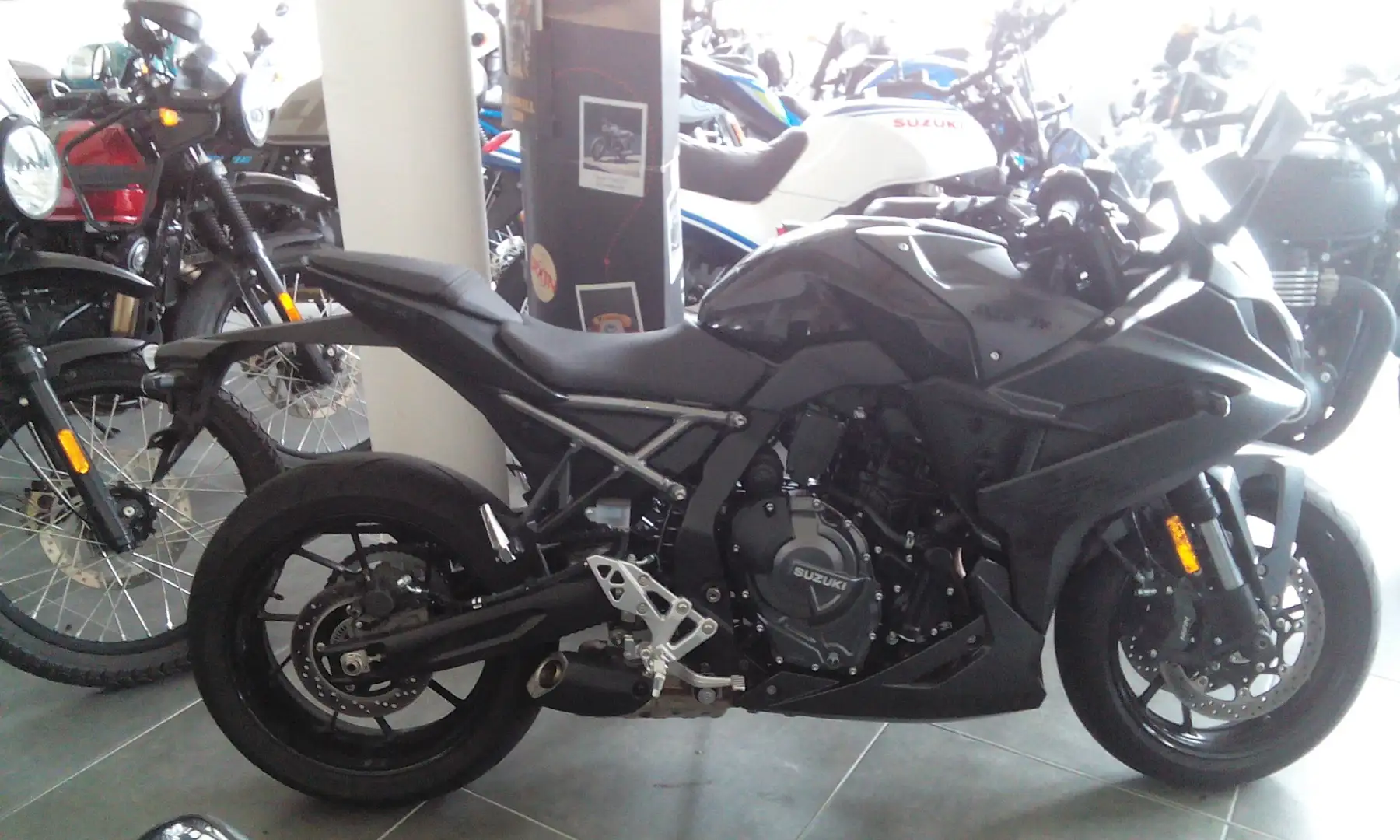Suzuki GSX 8R M5 Noir - 1