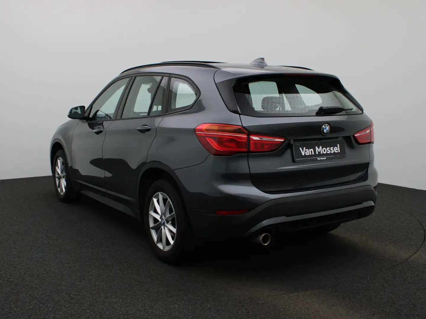 BMW X1 sDrive18i Executive | LEER | PANO-SCHUIFDAK | NAVI Gris - 2