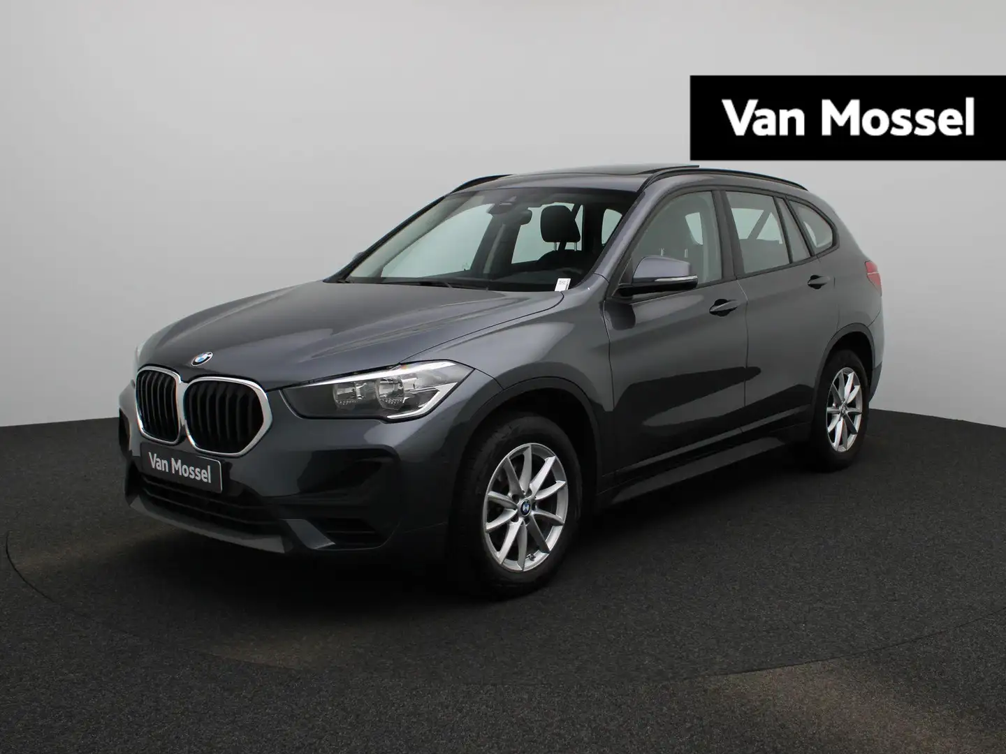 BMW X1 sDrive18i Executive | LEER | PANO-SCHUIFDAK | NAVI Gris - 1