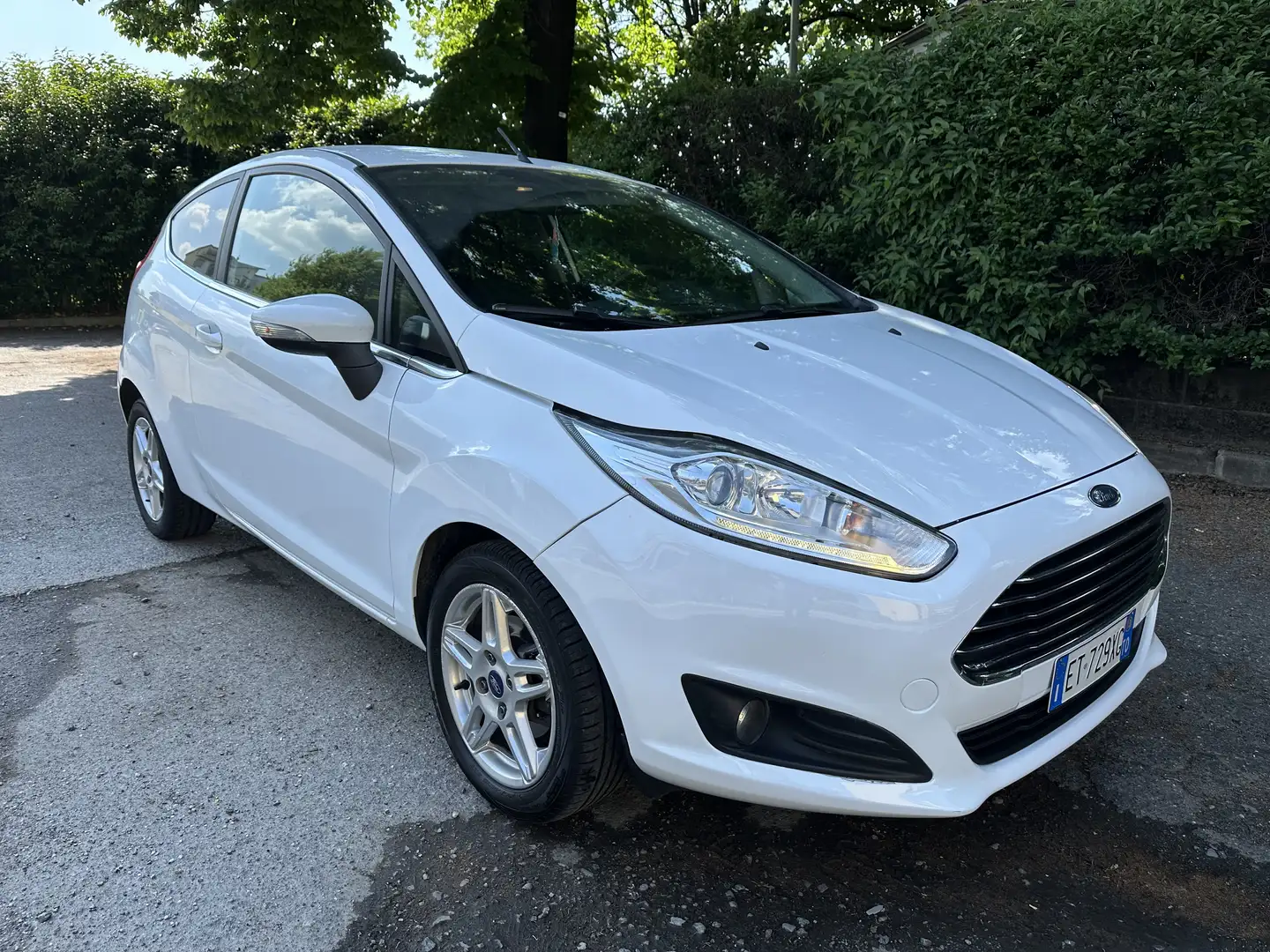 Ford Fiesta 3p 1.4 16v Gpl Titanium Business - 1