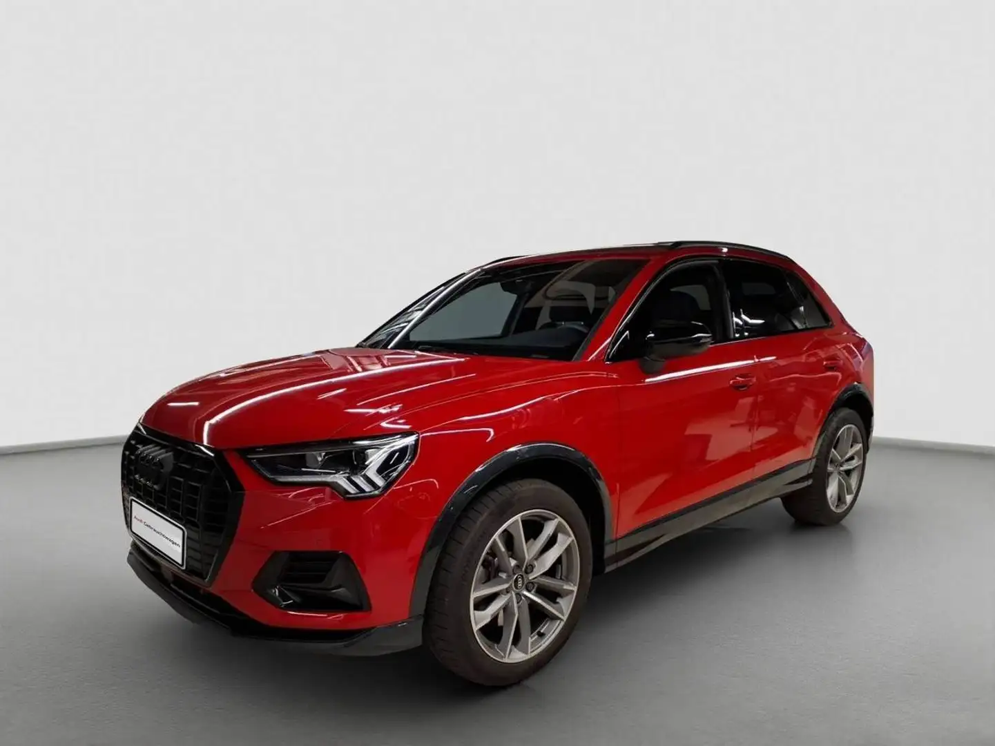 Audi Q3 S line 40 TFSI quat AHK Alcantara Naviplus PDC Rot - 1