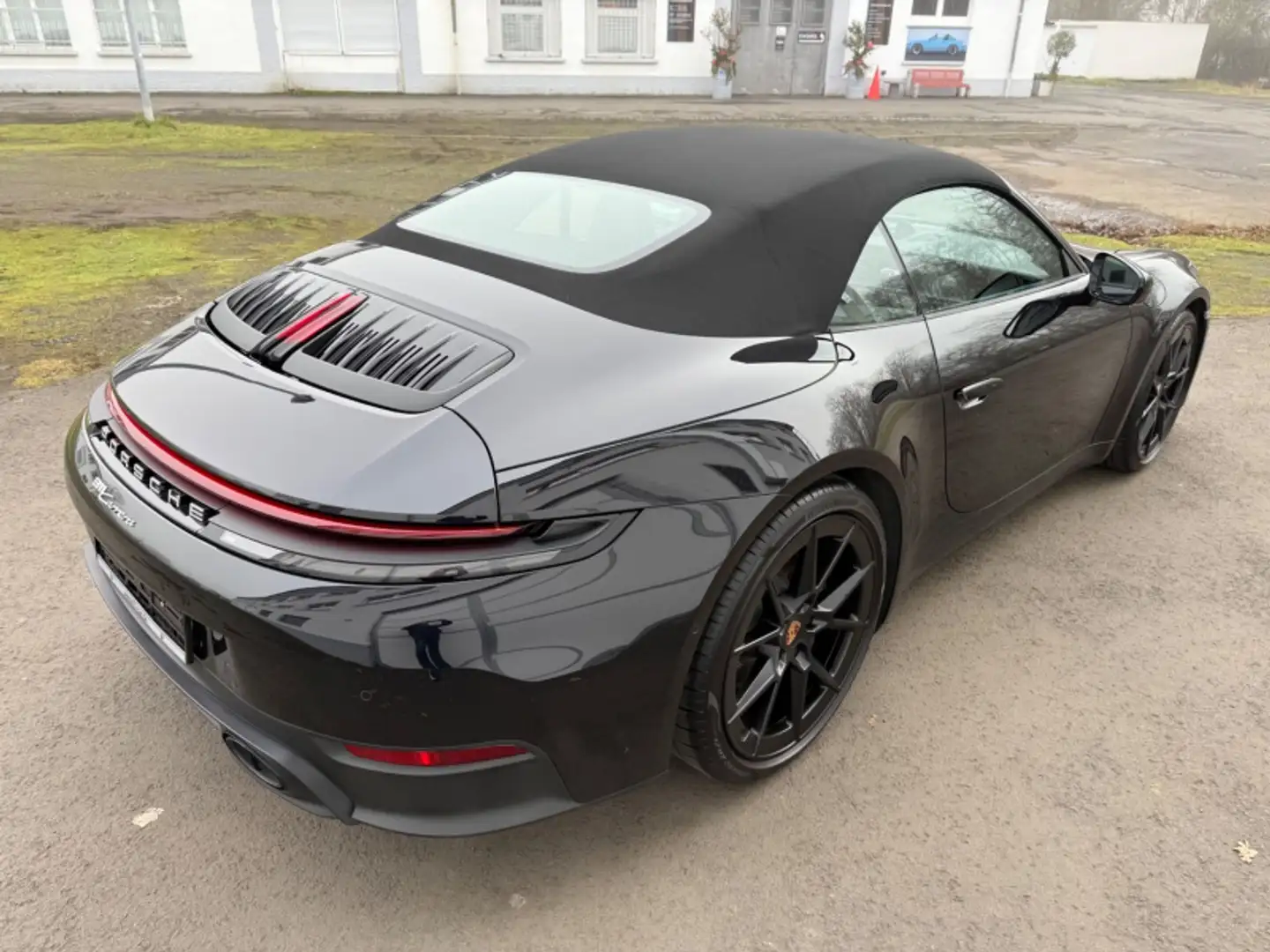 Porsche 911 Carrera Cabriolet Nero - 2
