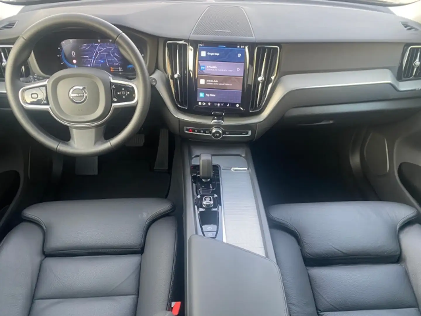 Volvo XC60 T6 AWD PHEV Plus Dark Aut. Or - 2