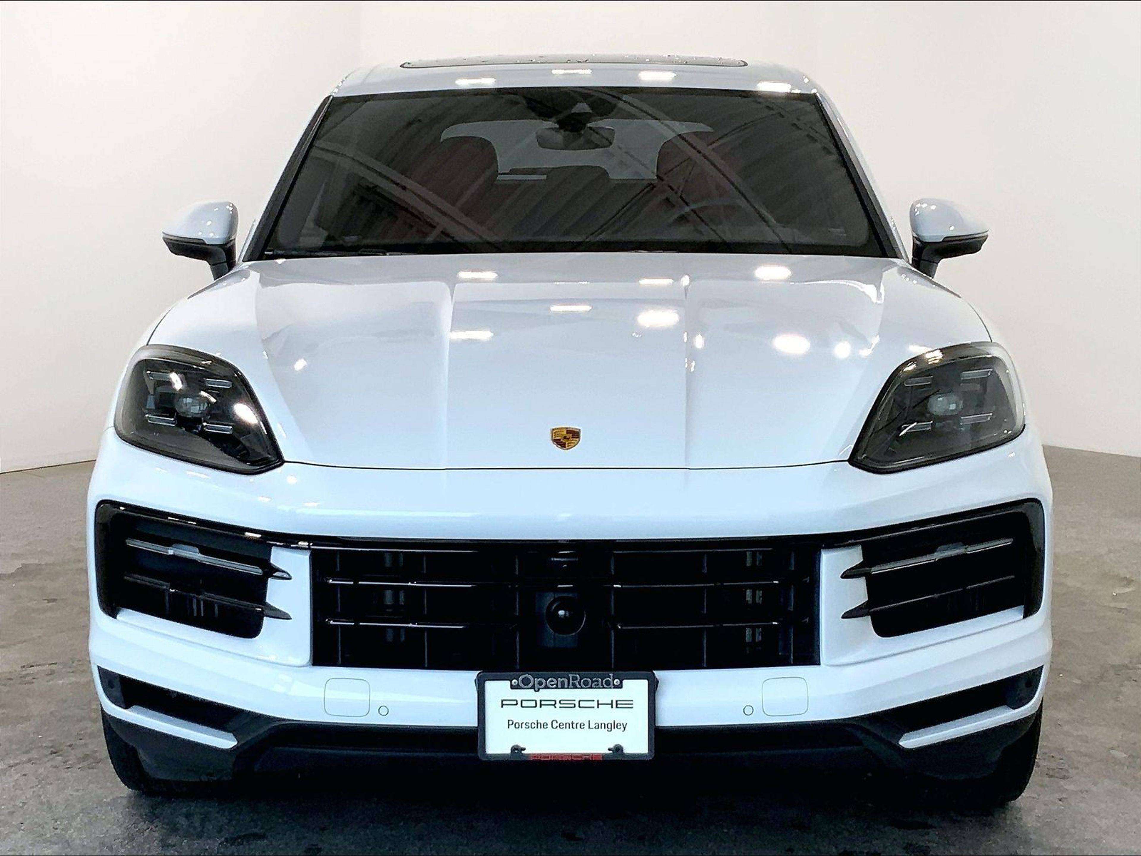 2024 Porsche Cayenne Prem Plus Pkg, Adaptive Air Susp. w/ PASM, CPO! — снимка 1