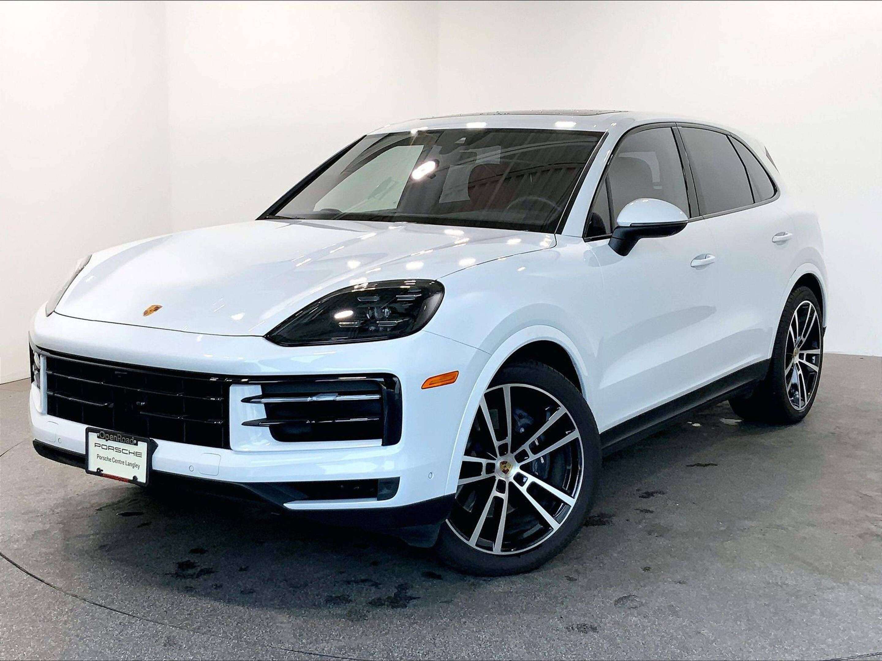 2024 Porsche Cayenne Prem Plus Pkg, Adaptive Air Susp. w/ PASM, CPO!