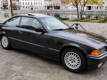 E36 325 i Coupé BVA