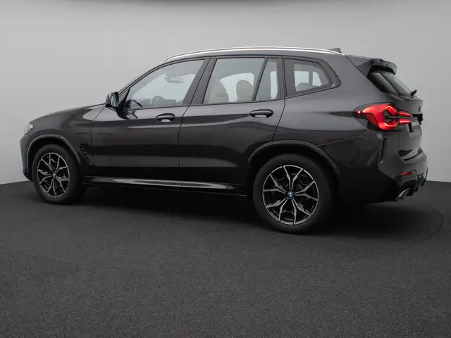 BMW X3 M view 10