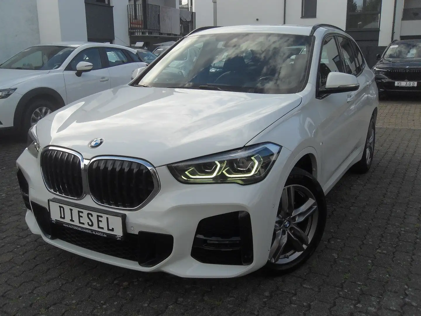 BMW X1 sDrive 18d M-SPORTPAKET LEDER NAVI KAMERA LED Blanco - 2