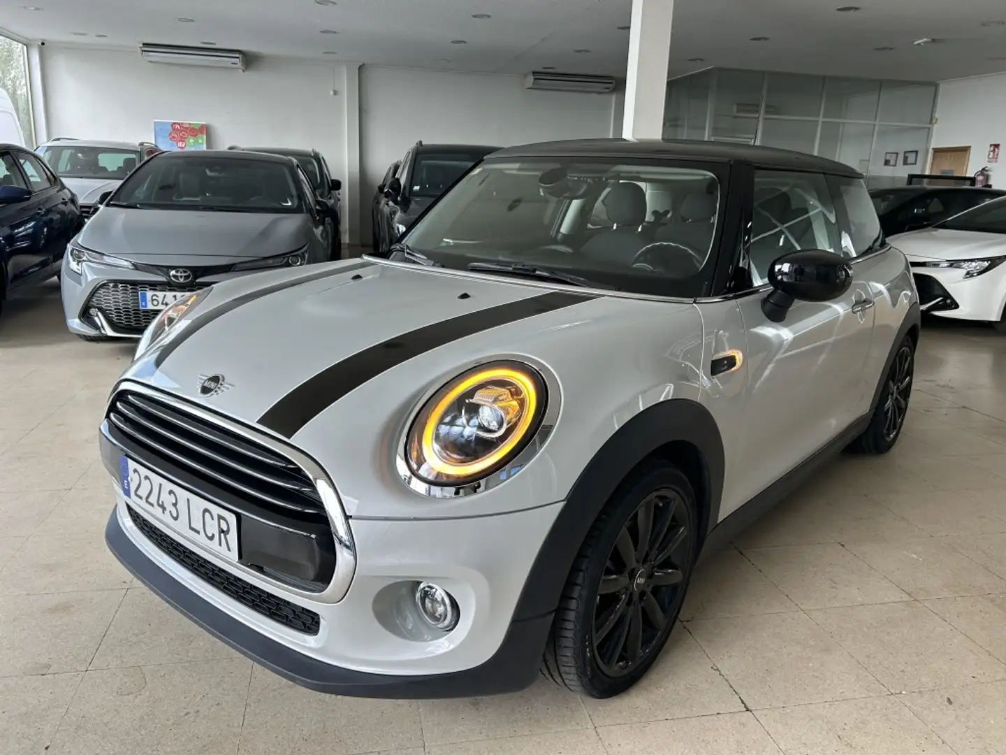 MINI Cooper Gris - 1