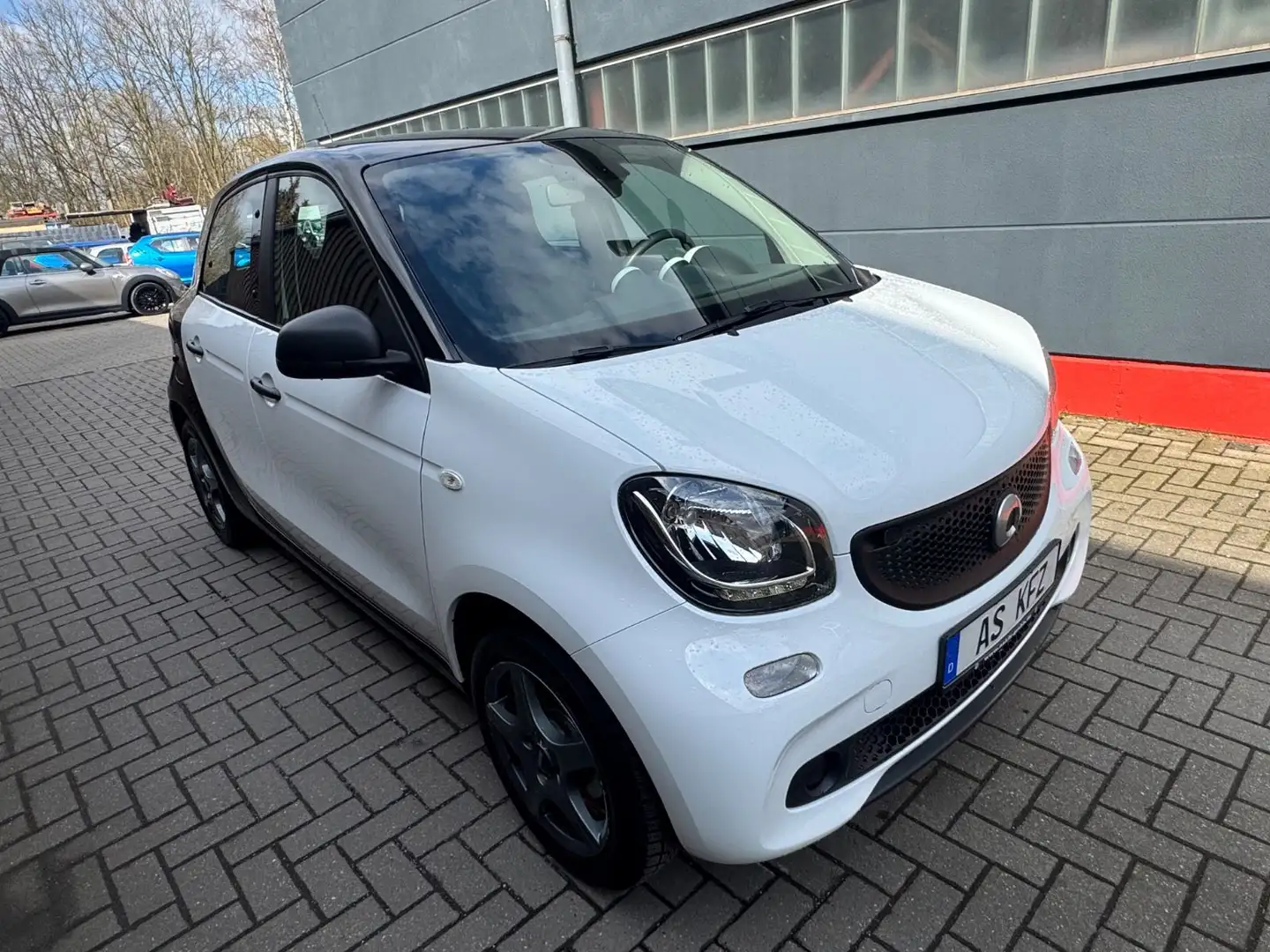 smart forFour 52kW KLIMA ALU´S SERVO TEMPOMAT RADIO Weiß - 1