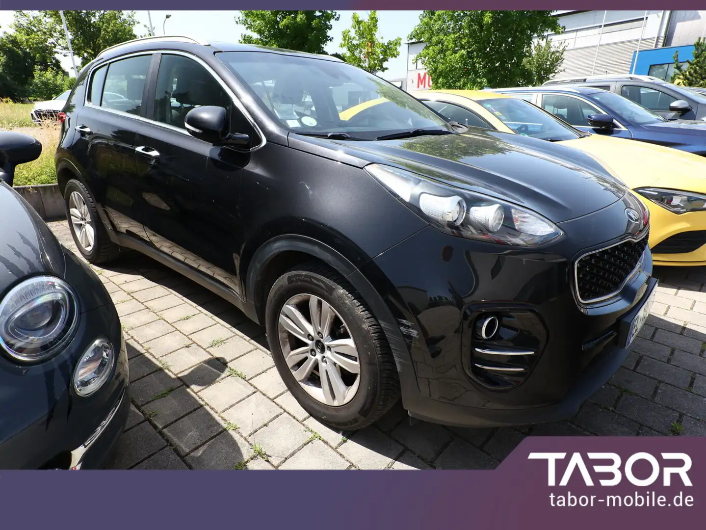 Kia Sportage 1.7 CRDi 116 Active AHK Nav PDC Temp Schwarz - 2