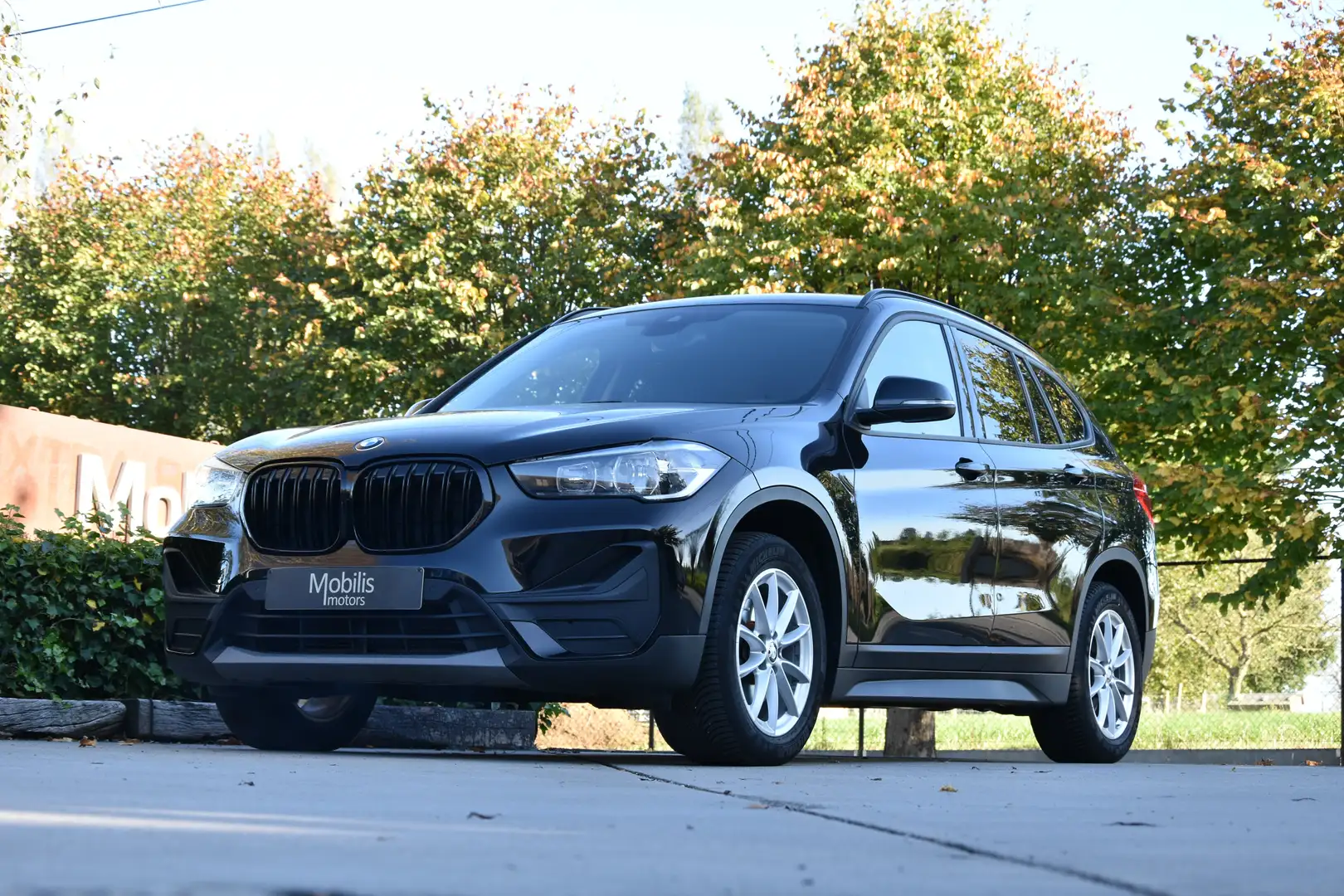 BMW X1 sDrive16 Facelift Model! Leder/NaviPro/Garantie Nero - 1