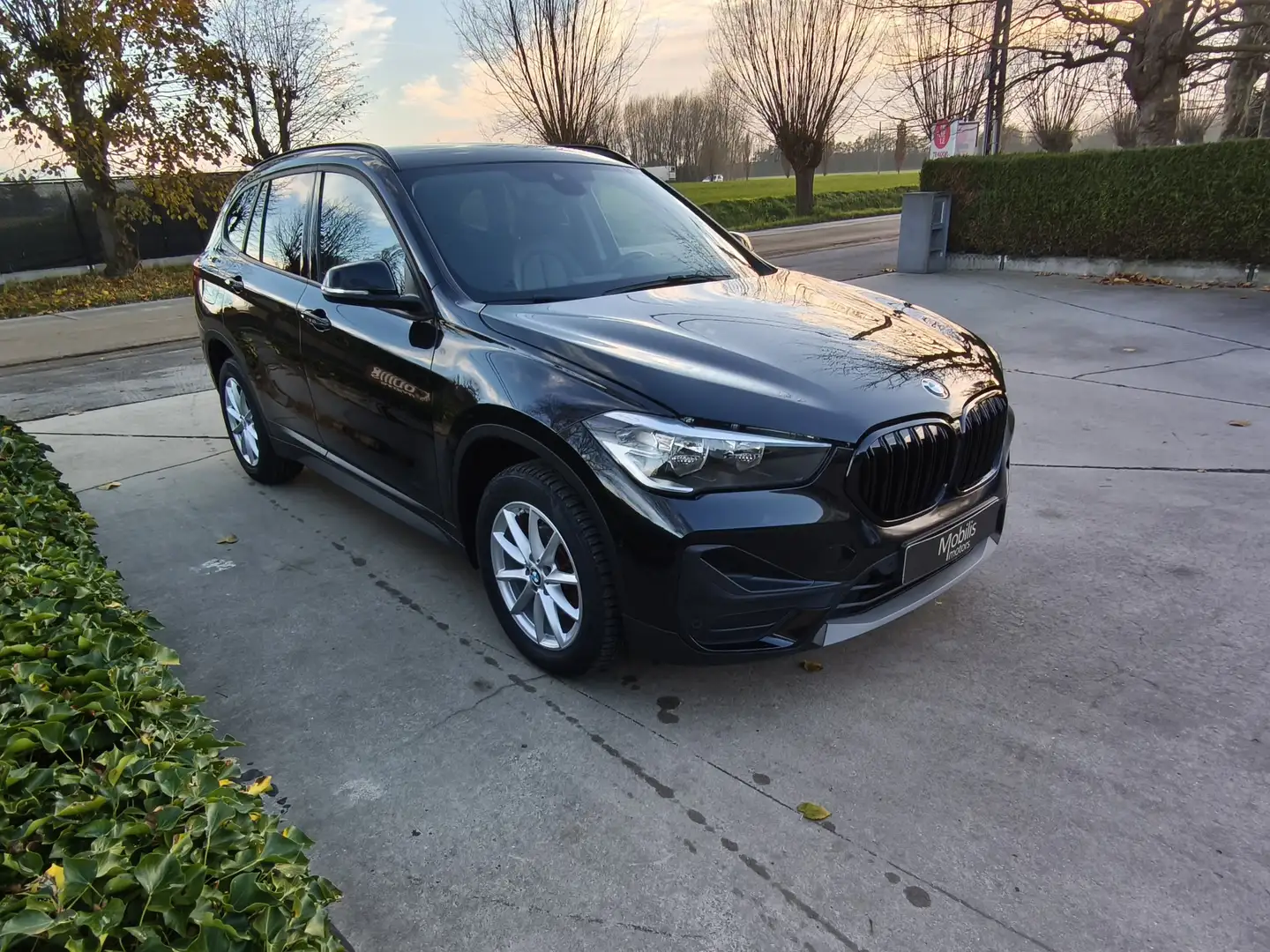 BMW X1 sDrive16 Facelift Model! Leder/NaviPro/Garantie Noir - 2