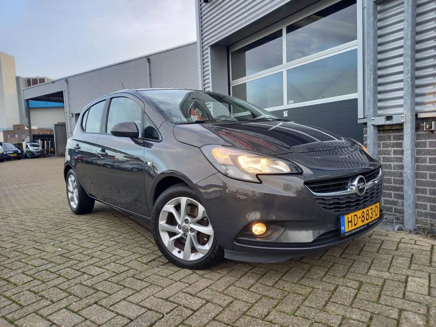 Opel Corsa 1.0 Turbo Edition - AIRCO - CRUISE - PDC V+A - LM Grijs - 2