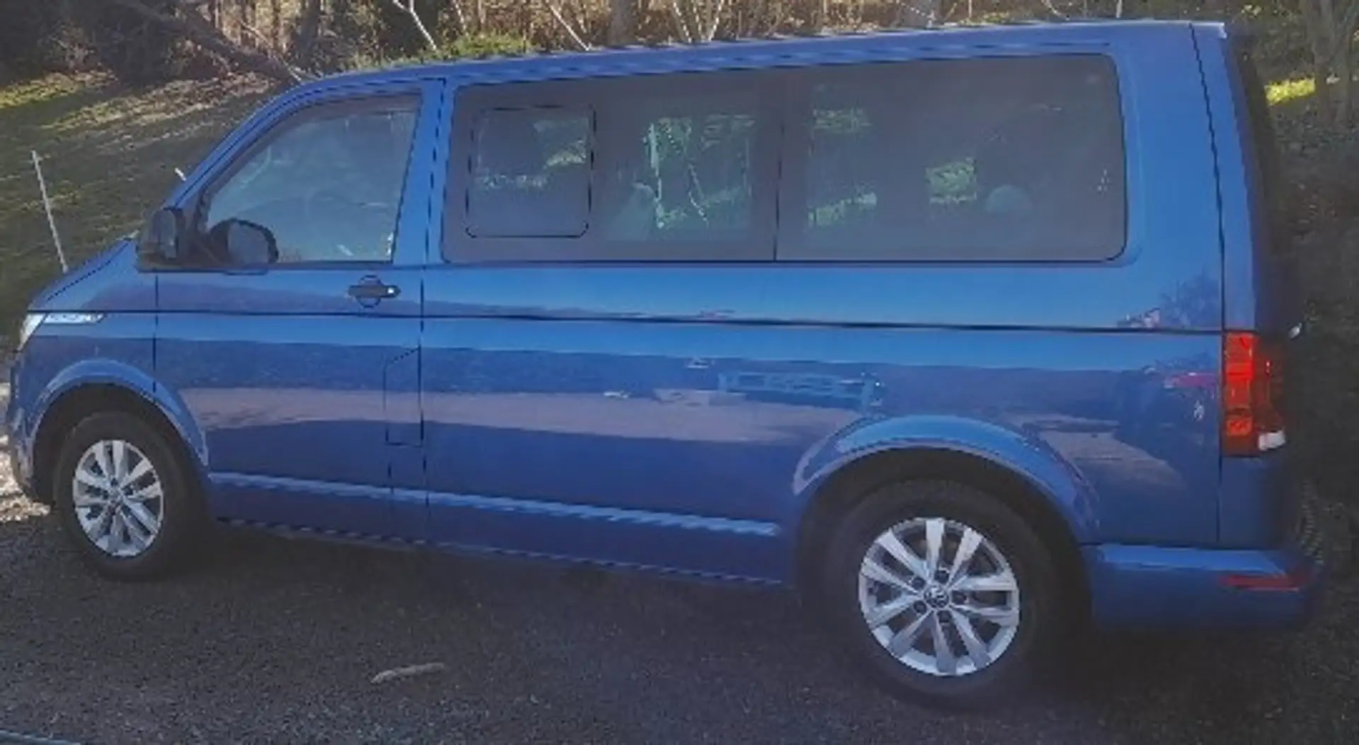 Volkswagen T6.1 Multivan Multivan T6.1 Kurz DSG Trendline Blau - 1