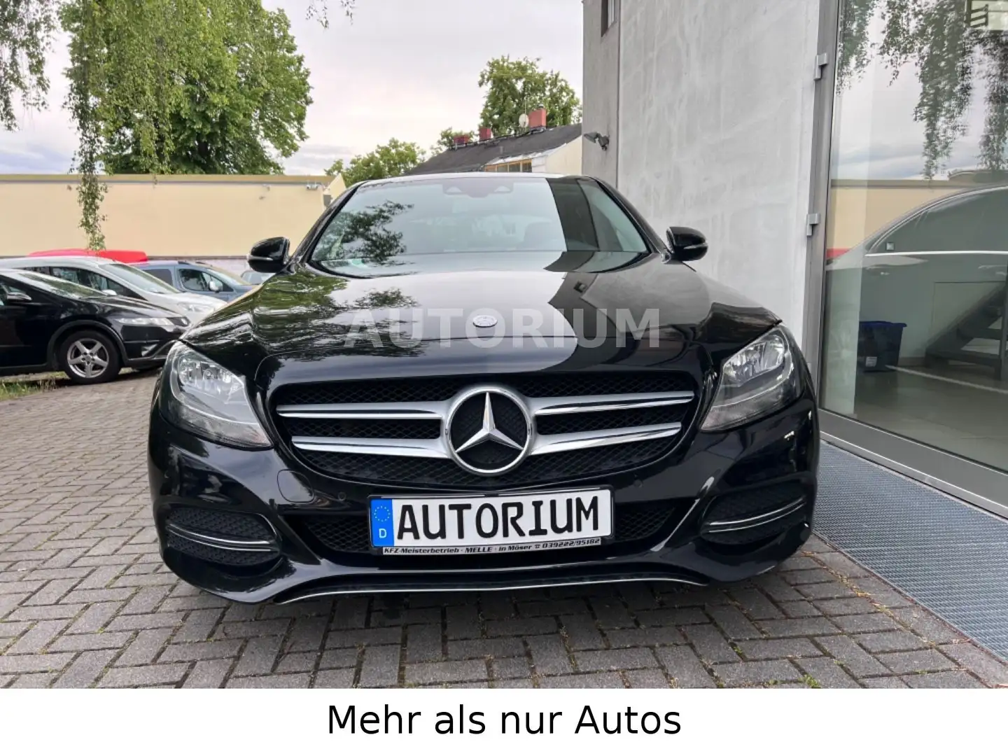 Mercedes-Benz C 180 C -Klasse Lim. CGI HUD Schiebedach Schwarz - 2
