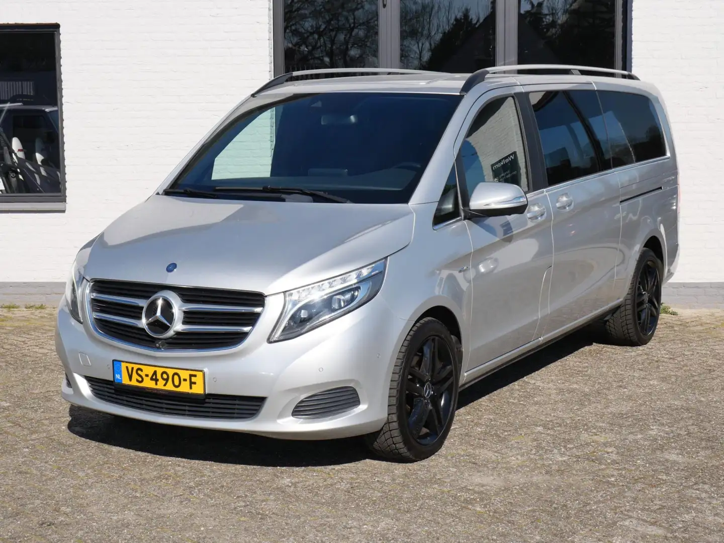 Mercedes-Benz V 250 250d Extra Lang DC Avantgarde Ecc Led Burmester 36 Grijs - 1