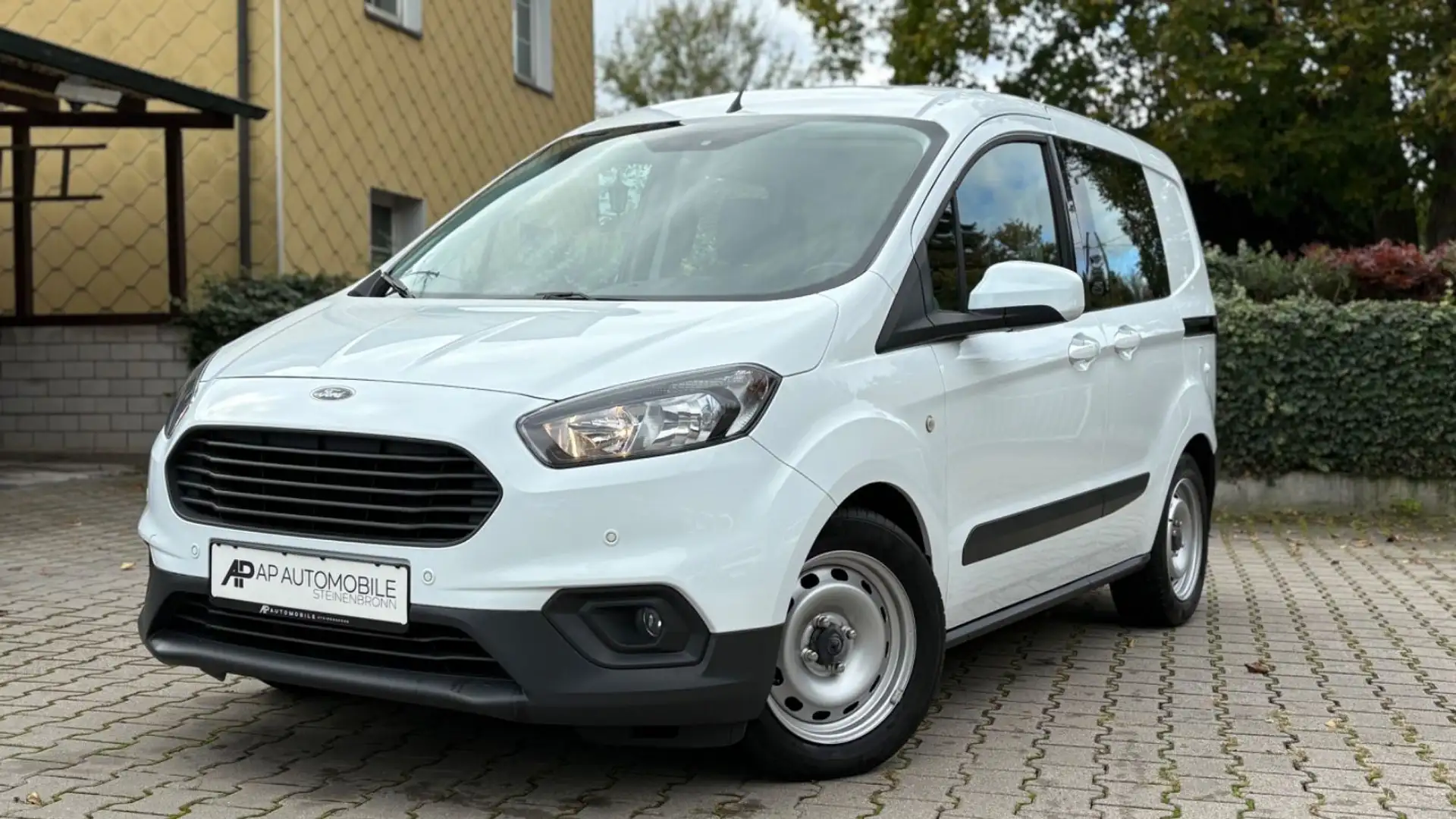 Ford Transit Courier Kombi 1.5 TDCi 1.H/Klima/Navi Blanc - 1
