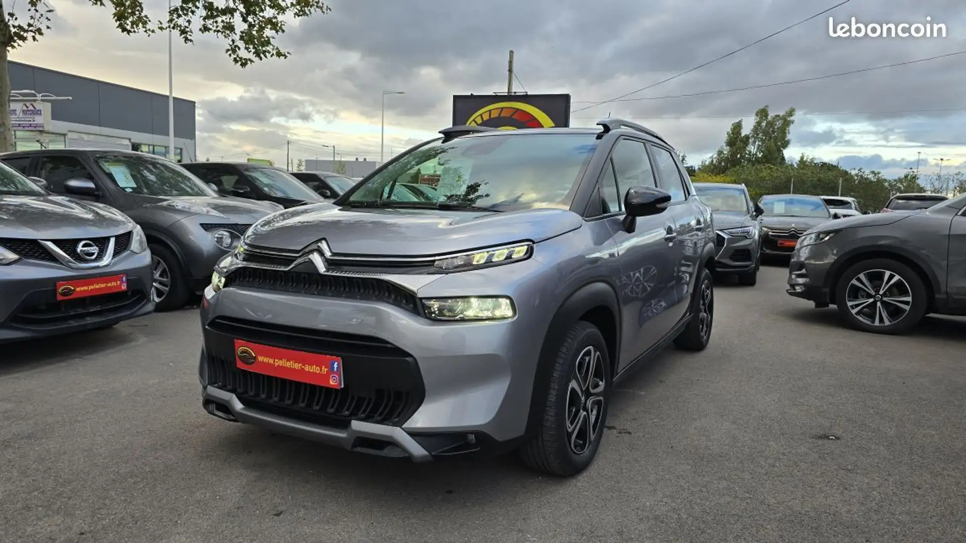 Citroen C3 Aircross Citroën 110 SetS BVM6 Live Gris - 1