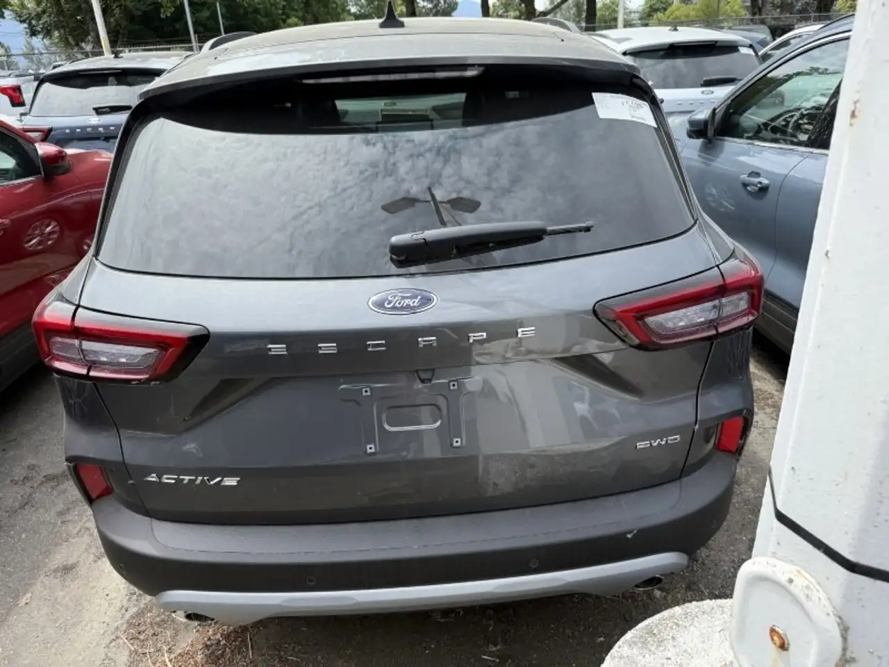 Ford Escape снимка Ford Escape