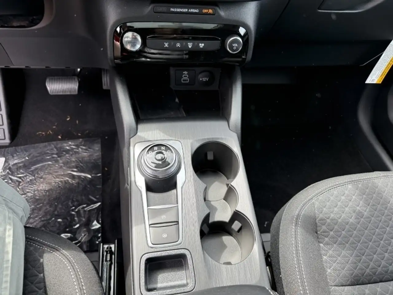Ford Escape снимка Ford Escape