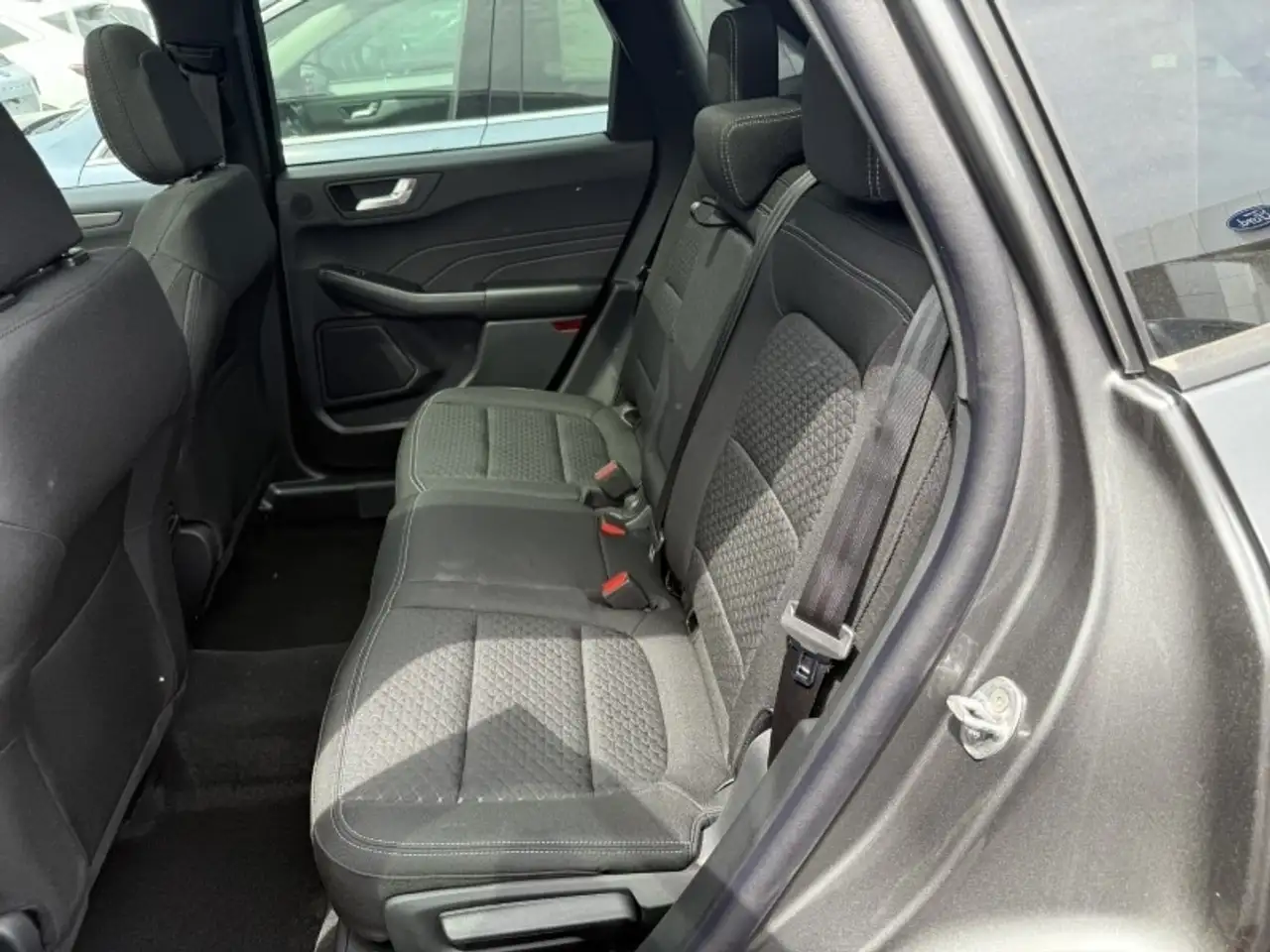 Ford Escape снимка Ford Escape
