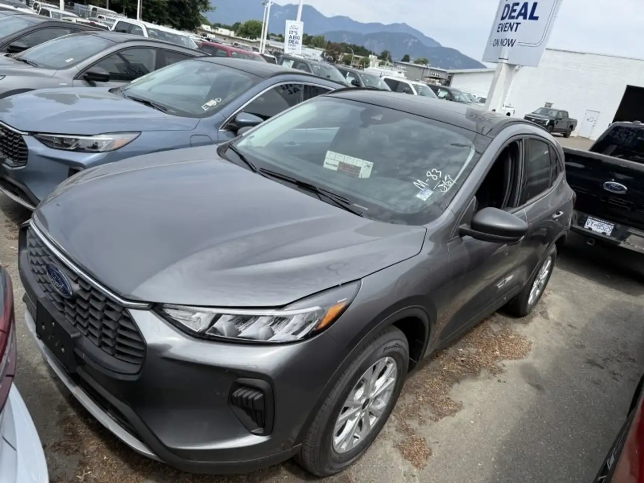 Ford Escape снимка Ford Escape