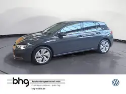 Volkswagen Golf 1.5 eTSI DSG Style Navi connect LED ACC Tra