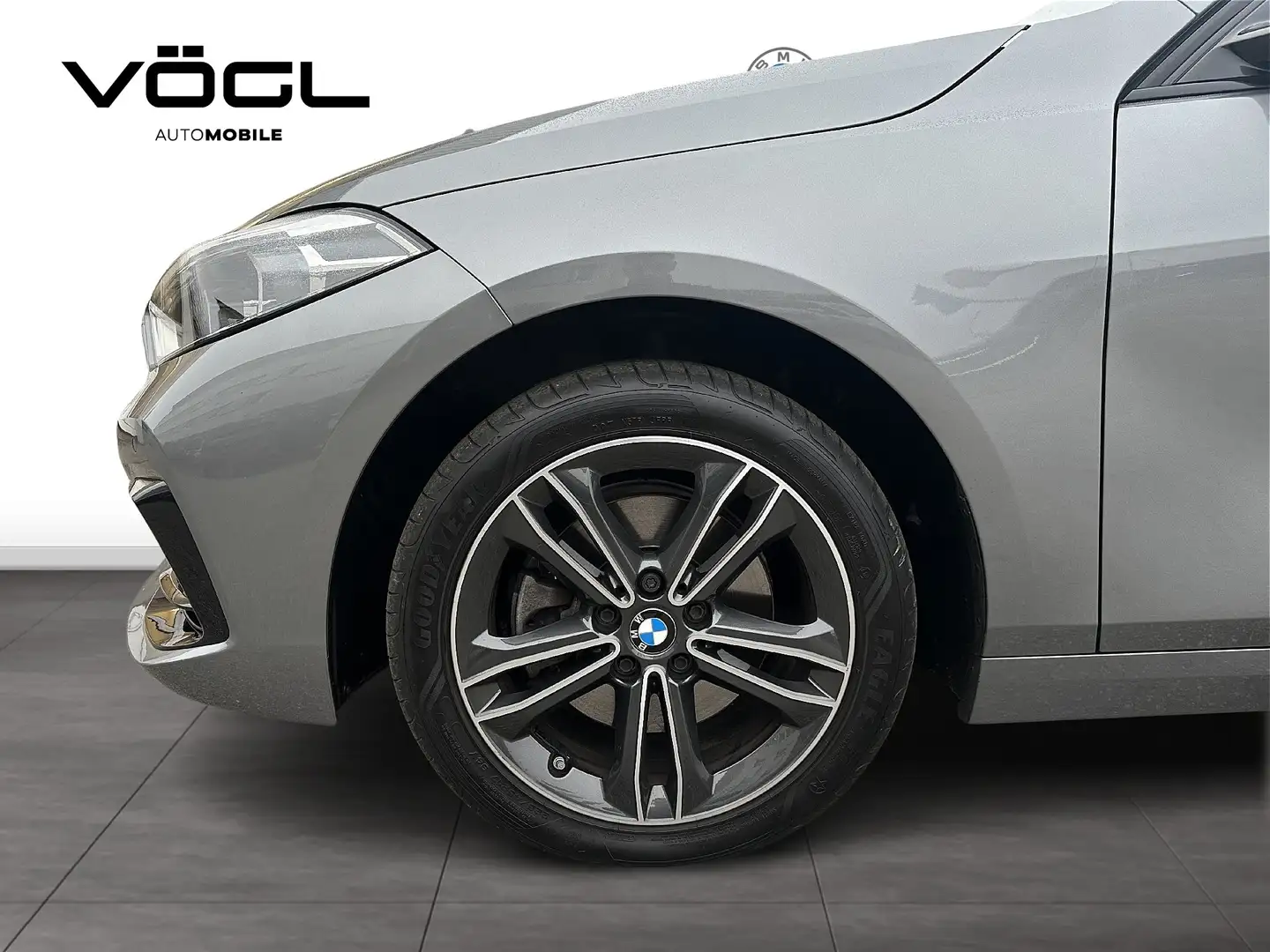 BMW 118 i Hatch Grigio - 2