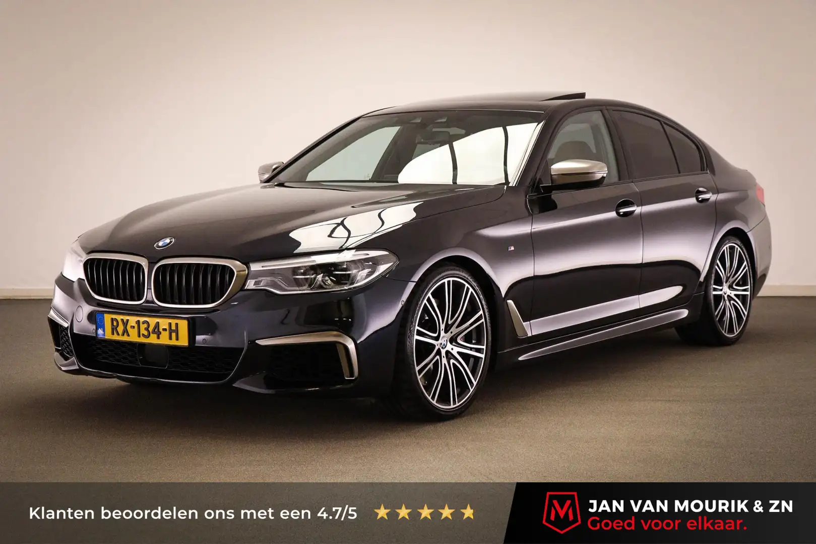 BMW M550 5-serie M550i xDrive High Executive | HEAD UP | SO Zwart - 1